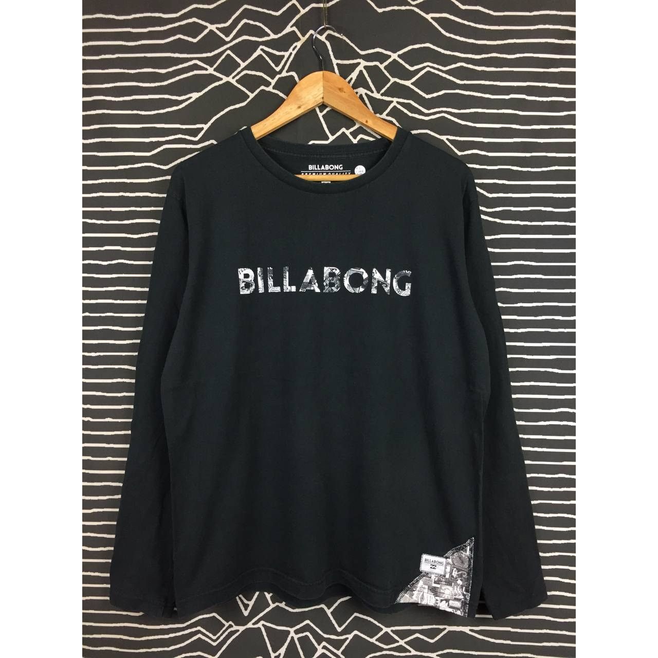 Billabong Billabong Spell Out Logo Regular Fit Longsleeve Tee Size US XL / EU 56 / 4 - 1 Thumbnail