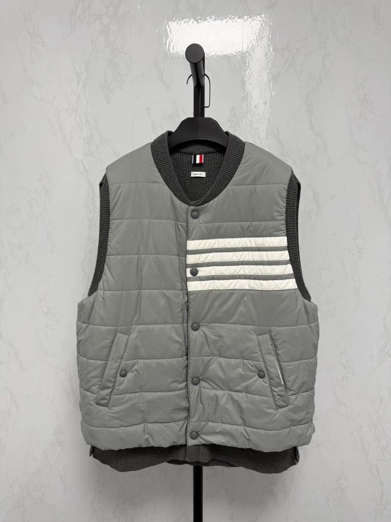Thom Browne Thom Browne size5 Double-faced four-barrel vest down jacket Size US XXL / EU 58 / 5 - 1 Thumbnail