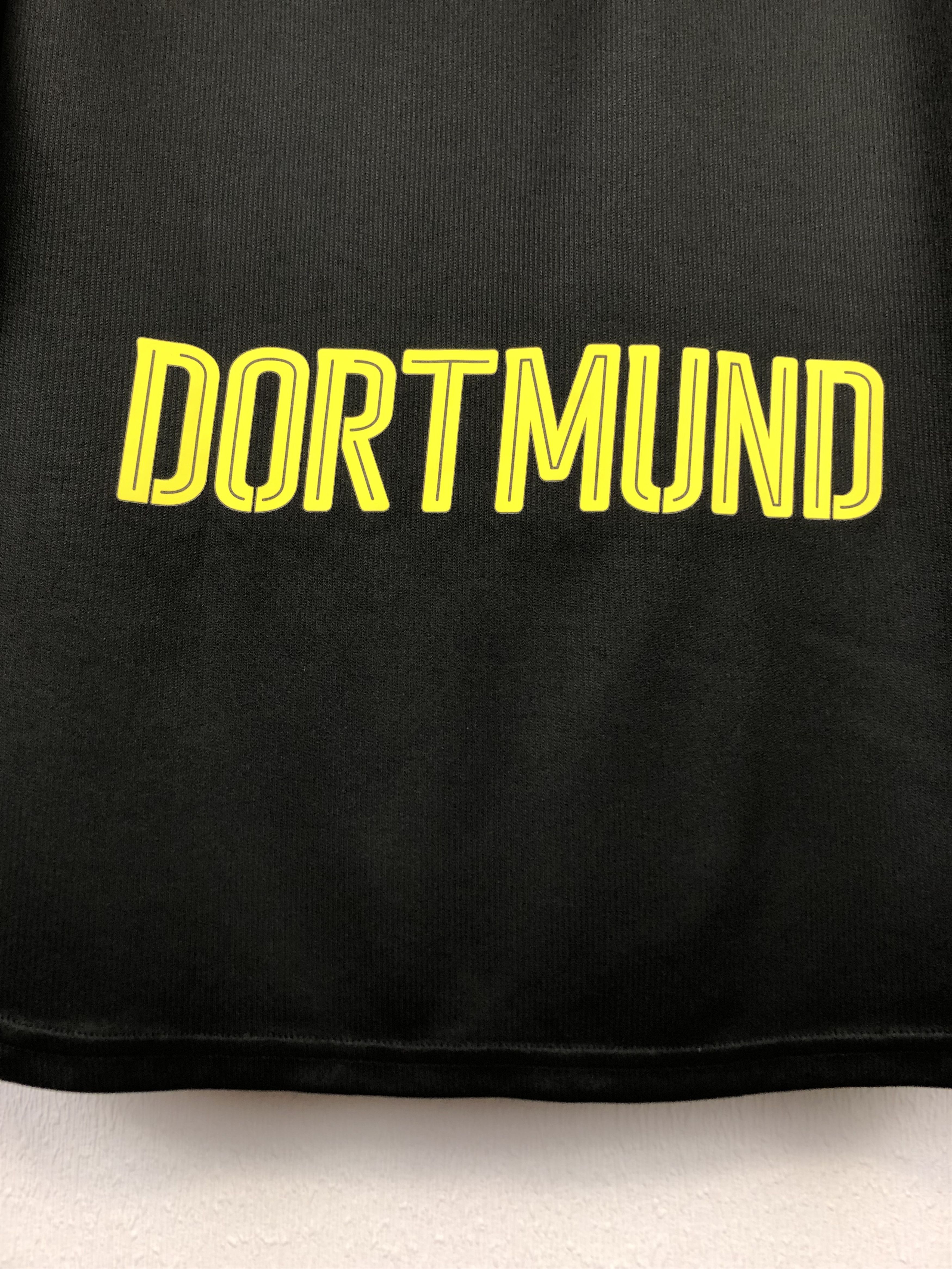 Puma Borussia Dortmund Football Shirt Long Sleeve Jersey Rare Size US M / EU 48-50 / 2 - 19 Thumbnail