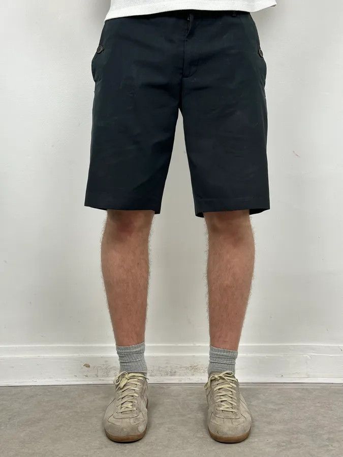Alexander McQueen 2010s Alexander McQueen Black Casual Shorts Size US 33 - 2 Thumbnail