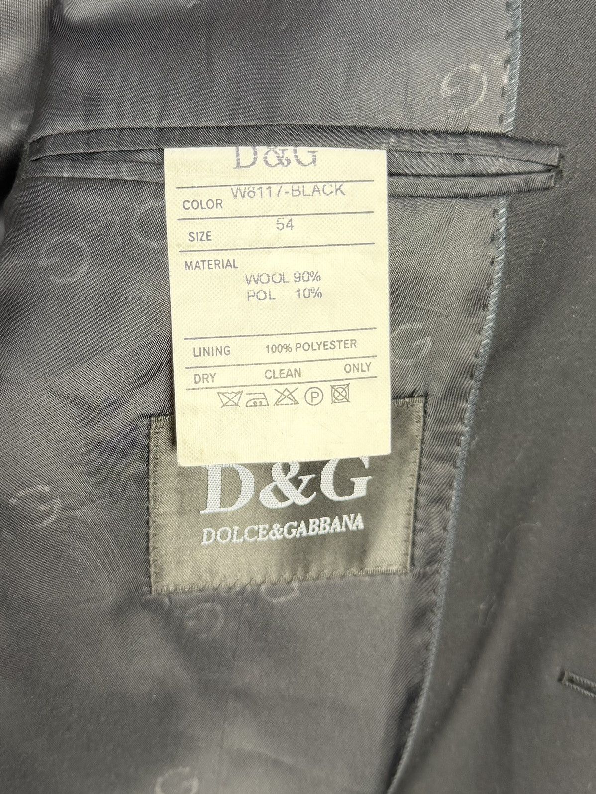 Dolce & Gabbana Elegant Dolce & Gabbana Blazer with Logo Buttons, Black Size US L / EU 52-54 / 3 - 5 Thumbnail