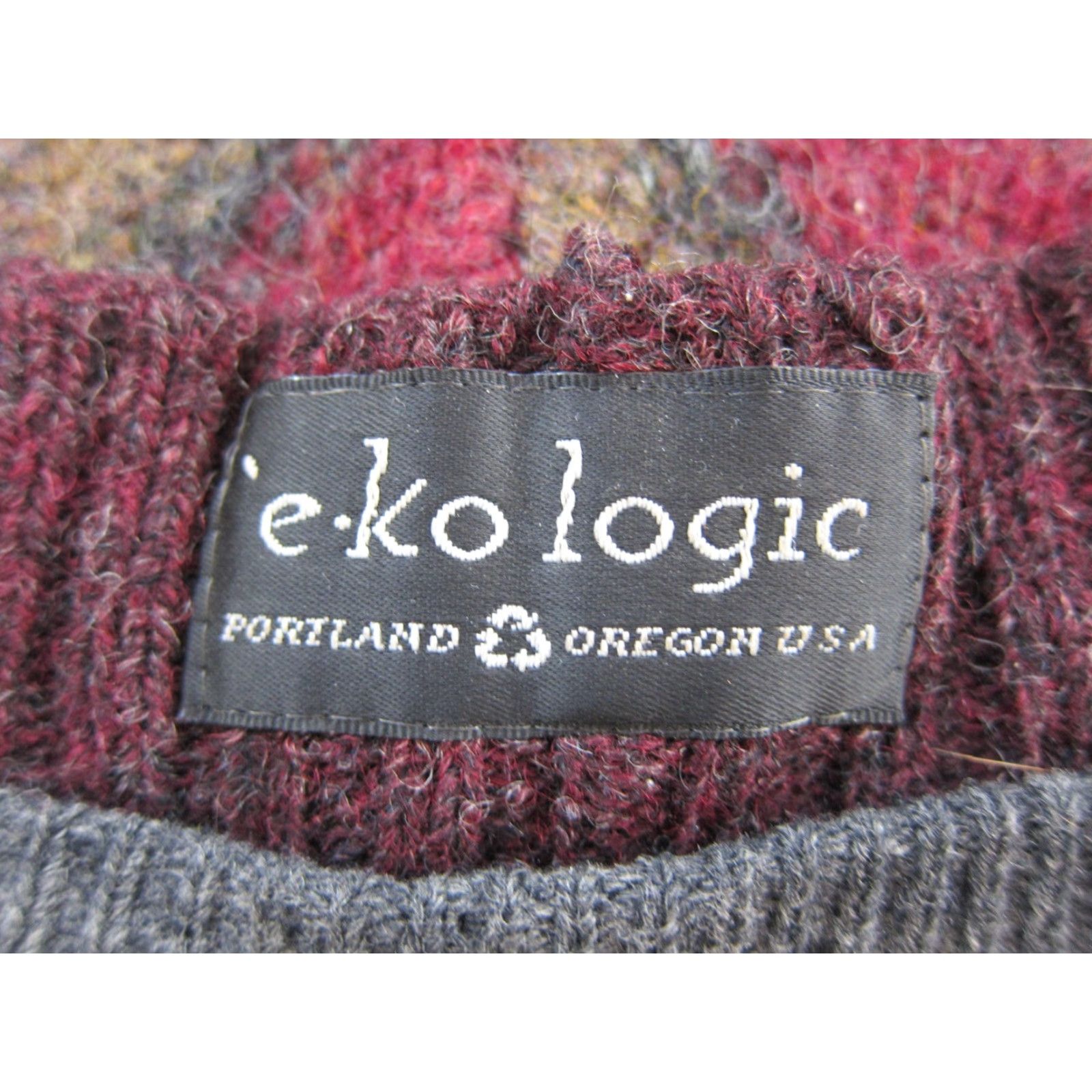 Vintage VINTAGE E Ko Logic Beanie Hat One Size Wool Brown Red Grey Open Top Size ONE SIZE - 3 Thumbnail
