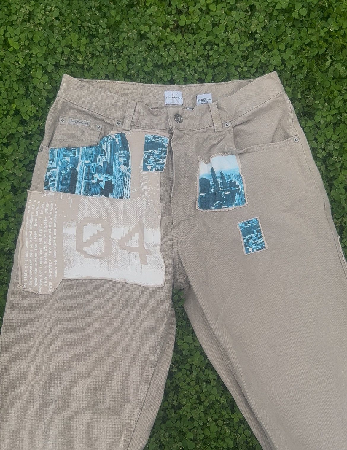 Calvin Klein Y2k baggie jeans with flare at bottom Size US 33 - 1 Thumbnail