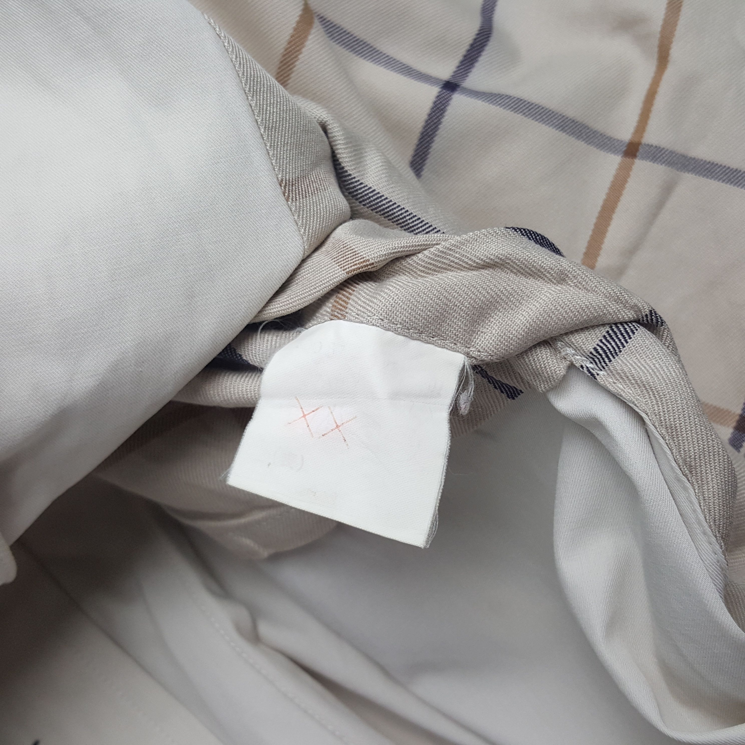 Burberry × Vintage Vintage Burberry Designer Brand Custom Logo Spell Out Jacket Size US L / EU 52-54 / 3 - 6 Thumbnail