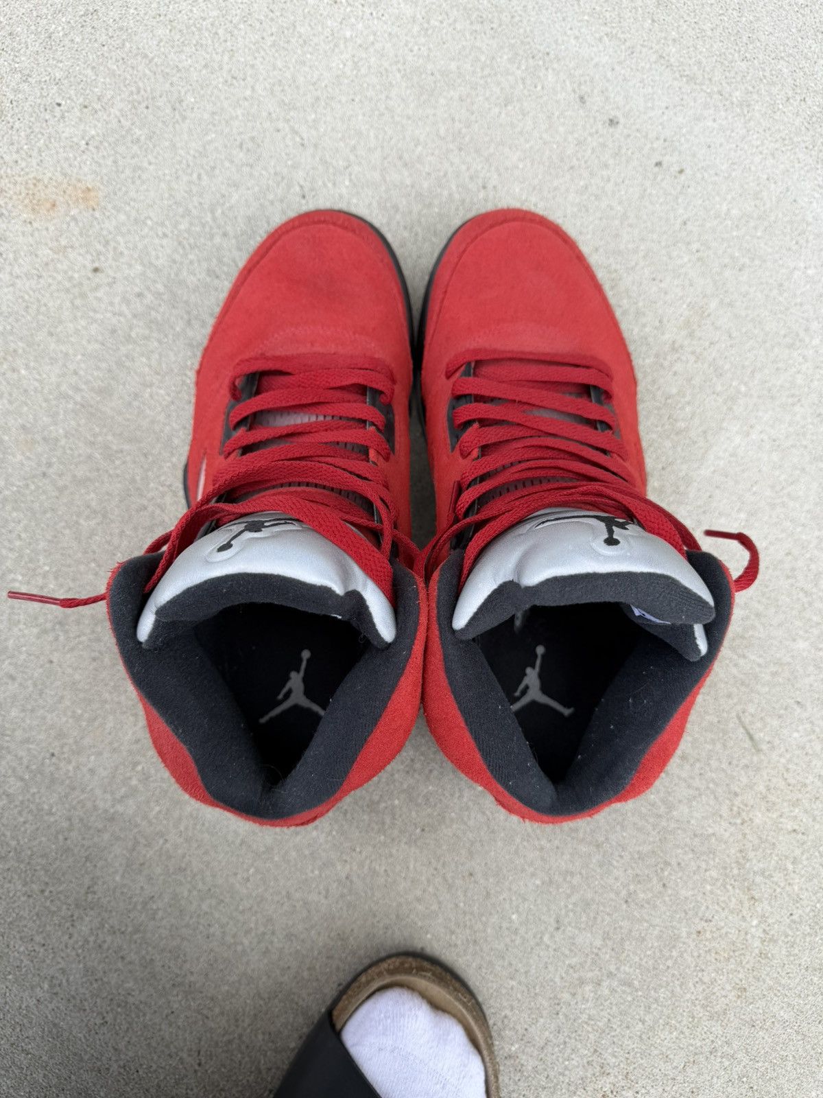 Jordan Brand Jordan 5 Retro Raging Bull Size US 9 / EU 42 - 4 Thumbnail