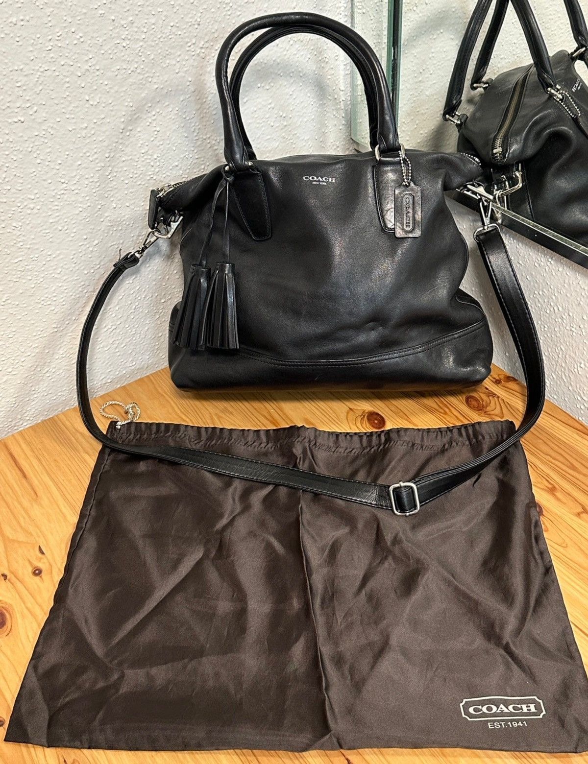 image of Vintage Coach E1220-19892 Leather Bag in Black, Women's