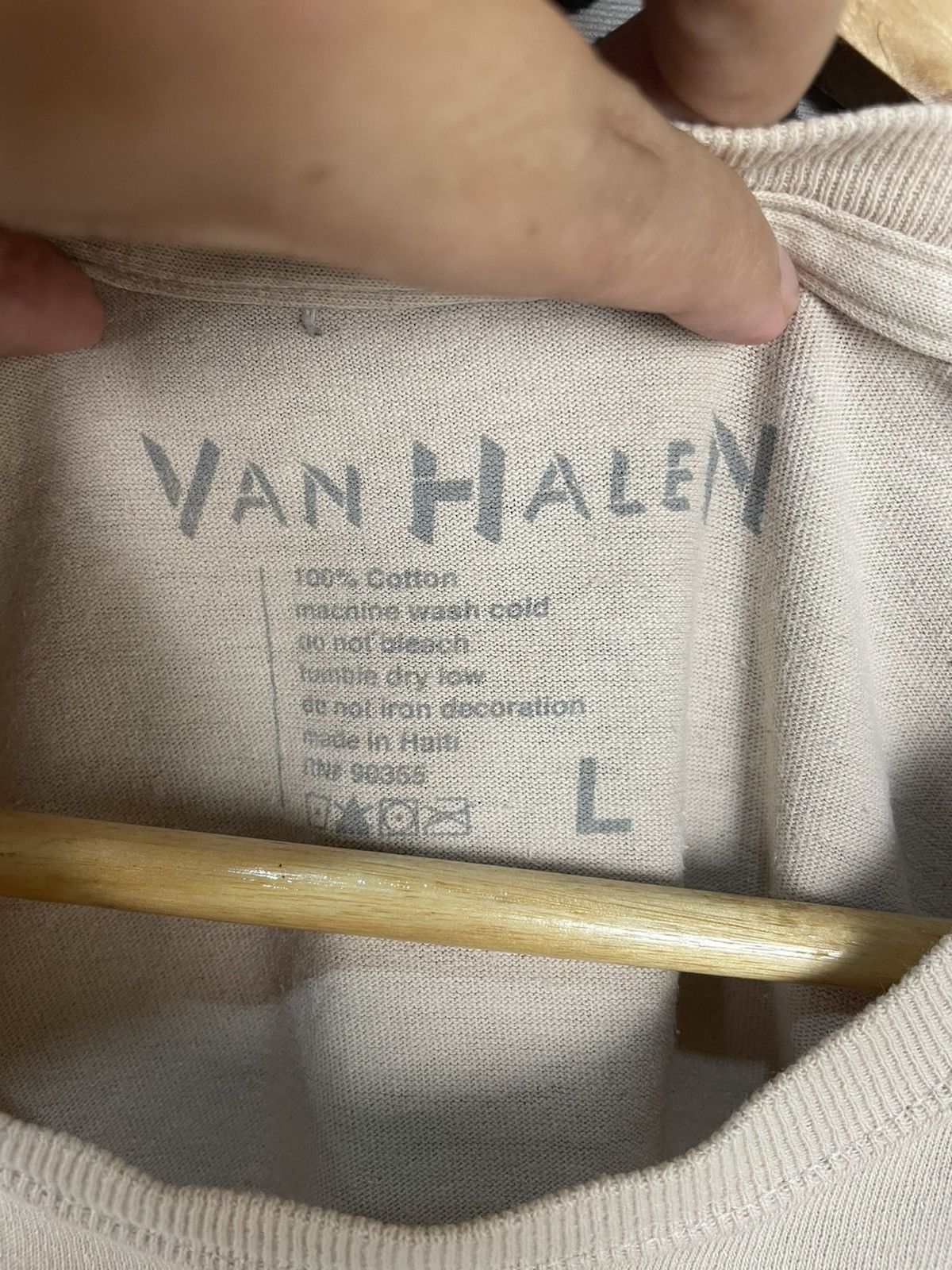 Band Tees Van Halen Rock Band 1979 Tour Shirt Size US L / EU 52-54 / 3 - 3 Thumbnail