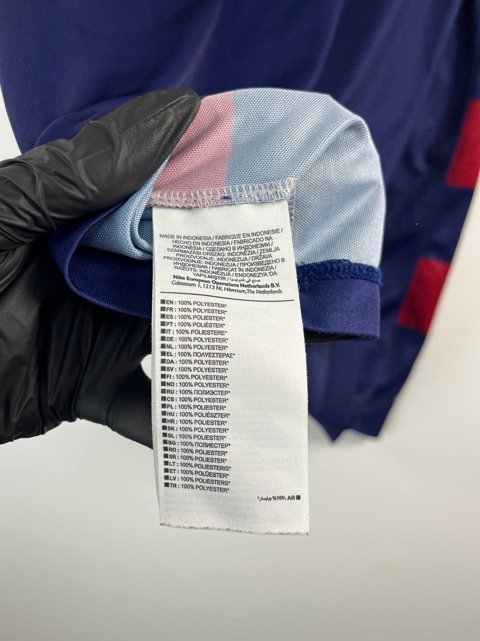 Nike BARCELONA 2015 2016 HOME SHIRT FOOTBALL JERSEY NIKE SIZE M Size US M / EU 48-50 / 2 - 5 Thumbnail
