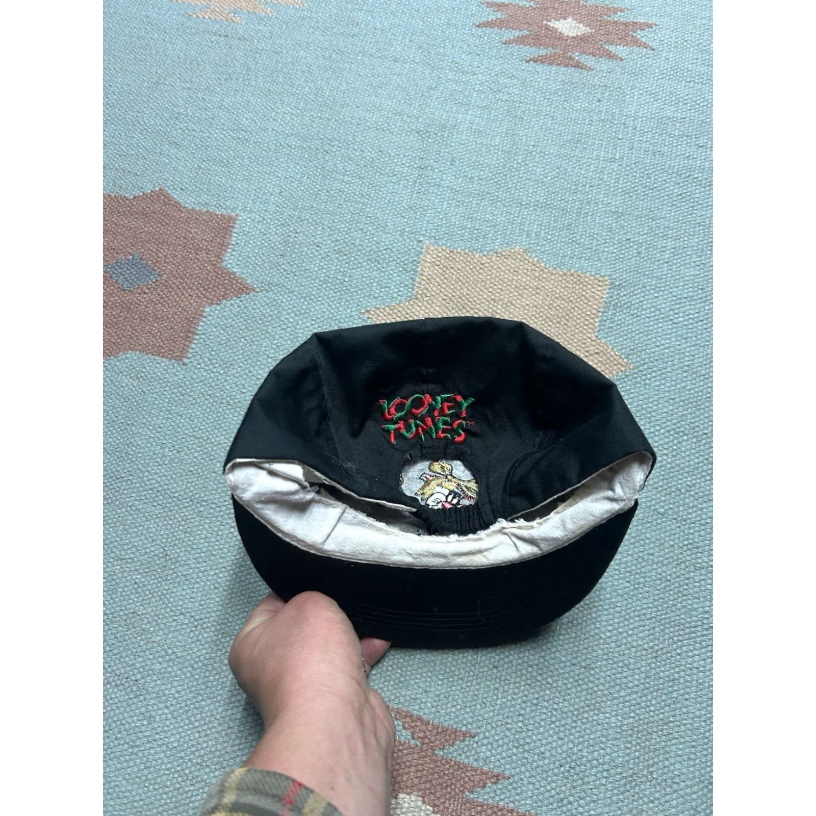 Vintage VINTAGE Looney Tunes 5 Panel Hat Cap Christmas Sylvester Tweety Adult OSFA Black Man Womens Boys Girls? Size ONE SIZE - 4 Thumbnail