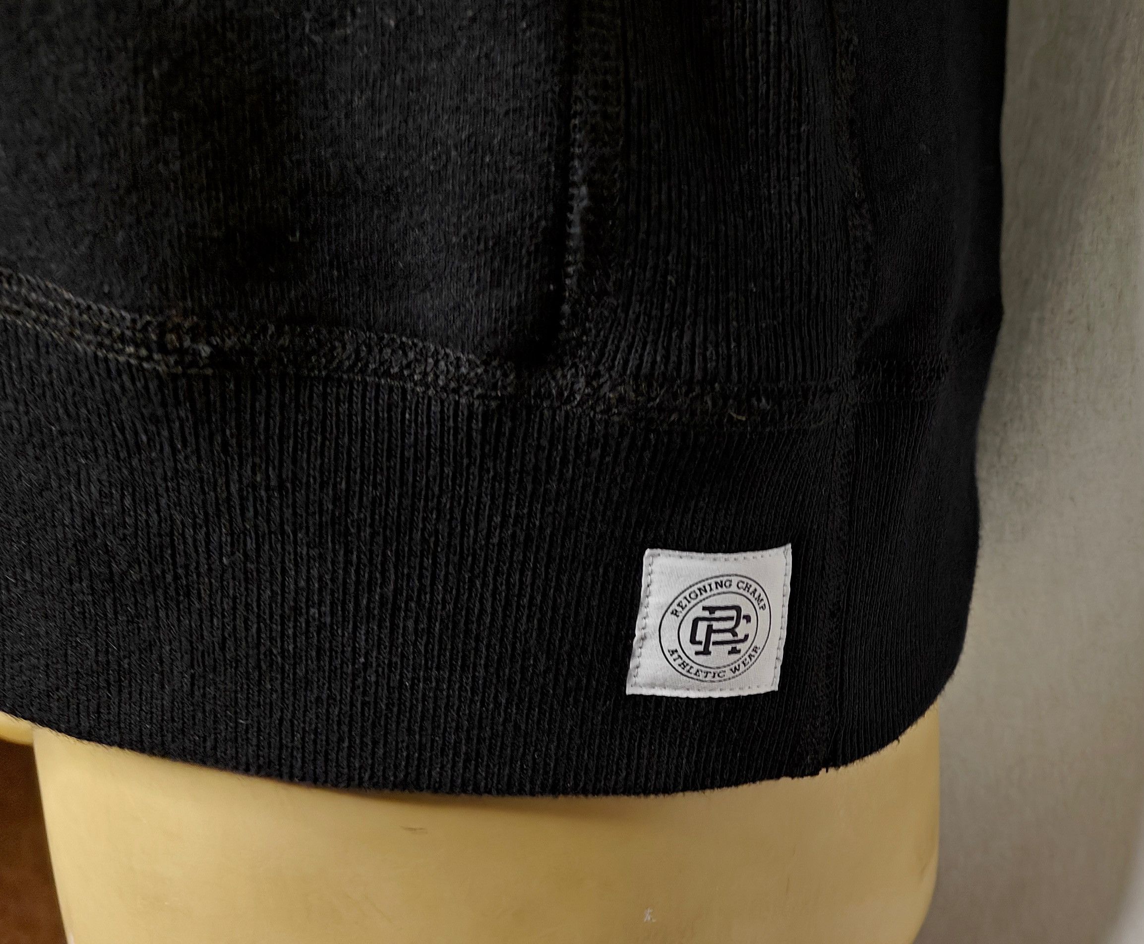 Reigning Champ Reigning Champ Honey Badger black pullover sweatshirt Size US M / EU 48-50 / 2 - 4 Thumbnail