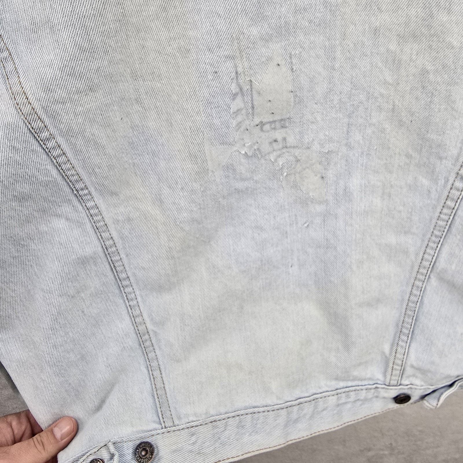 Levi's Vintage Levis Denim Trucker Jacket Large 70506-0217 Thrashed Size US L / EU 52-54 / 3 - 17 Thumbnail
