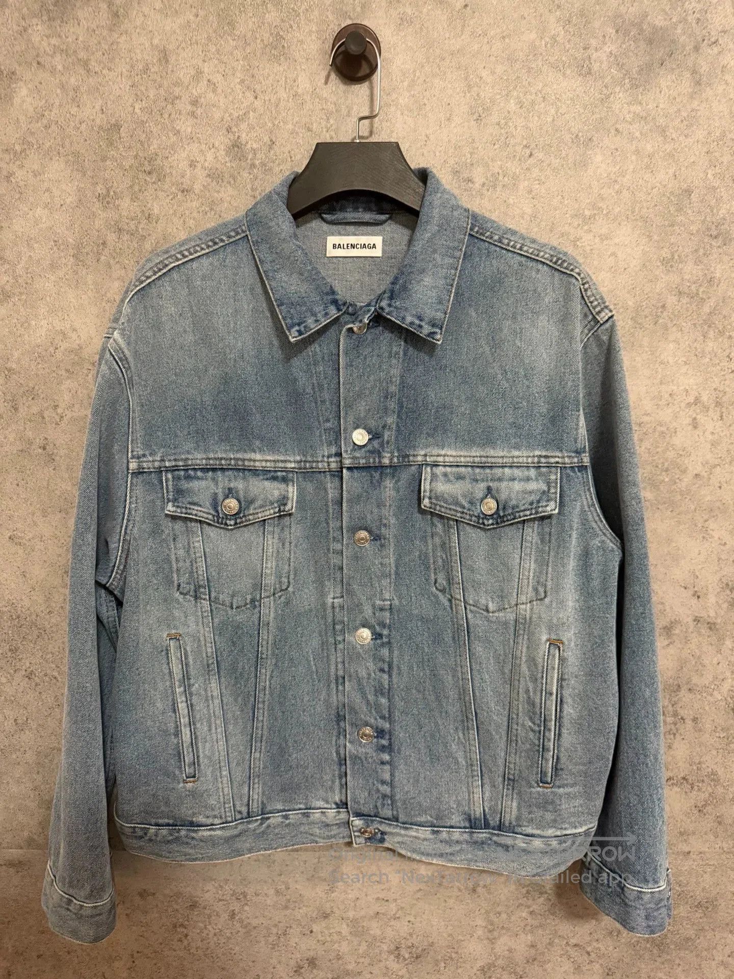 Balenciaga Balenciaga Light Wash Denim Jacket. Size US XXS / EU 40 - 3 Thumbnail