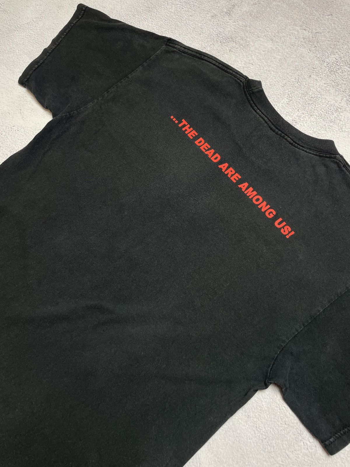 Vintage 90s Zombie We are going to eat you Horror Goth Vintage Tee Size US L / EU 52-54 / 3 - 7 Thumbnail