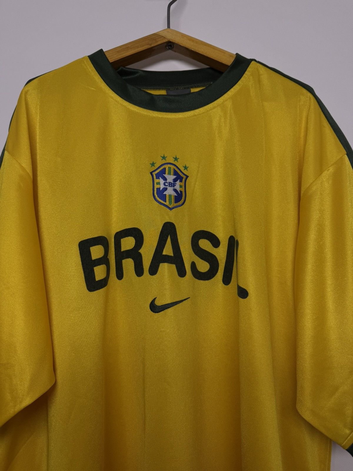 Nike Vintage BRAZIL 2000/2002 HOME FOOTBALL SHIRT SOCCER JERSEY Size US XL / EU 56 / 4 - 2 Thumbnail