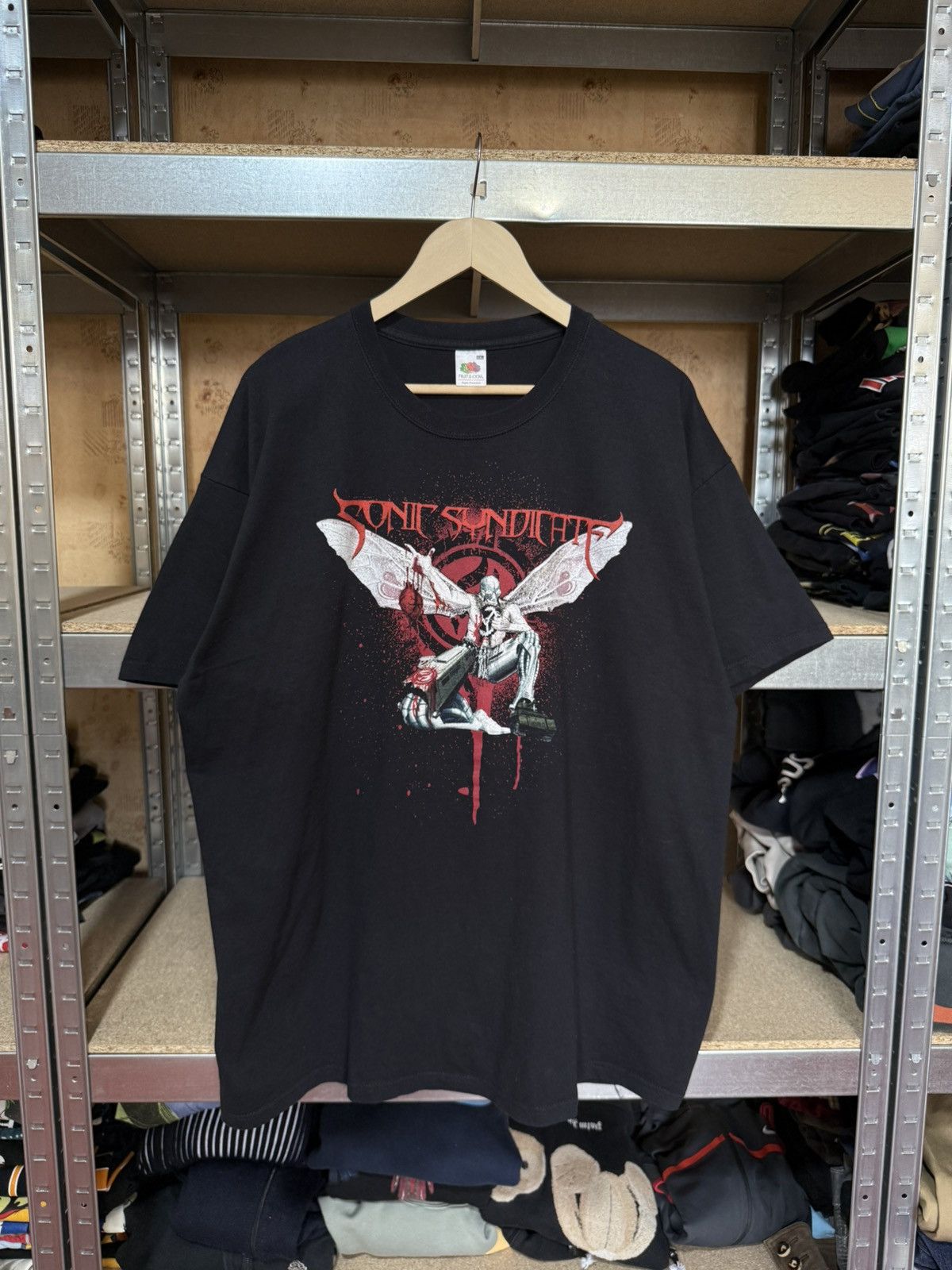 Band Tees × Vintage Vintage 2008 Sonic Syndicate Love And Other Disasters Tee Size US XXL / EU 58 / 5 - 1 Thumbnail