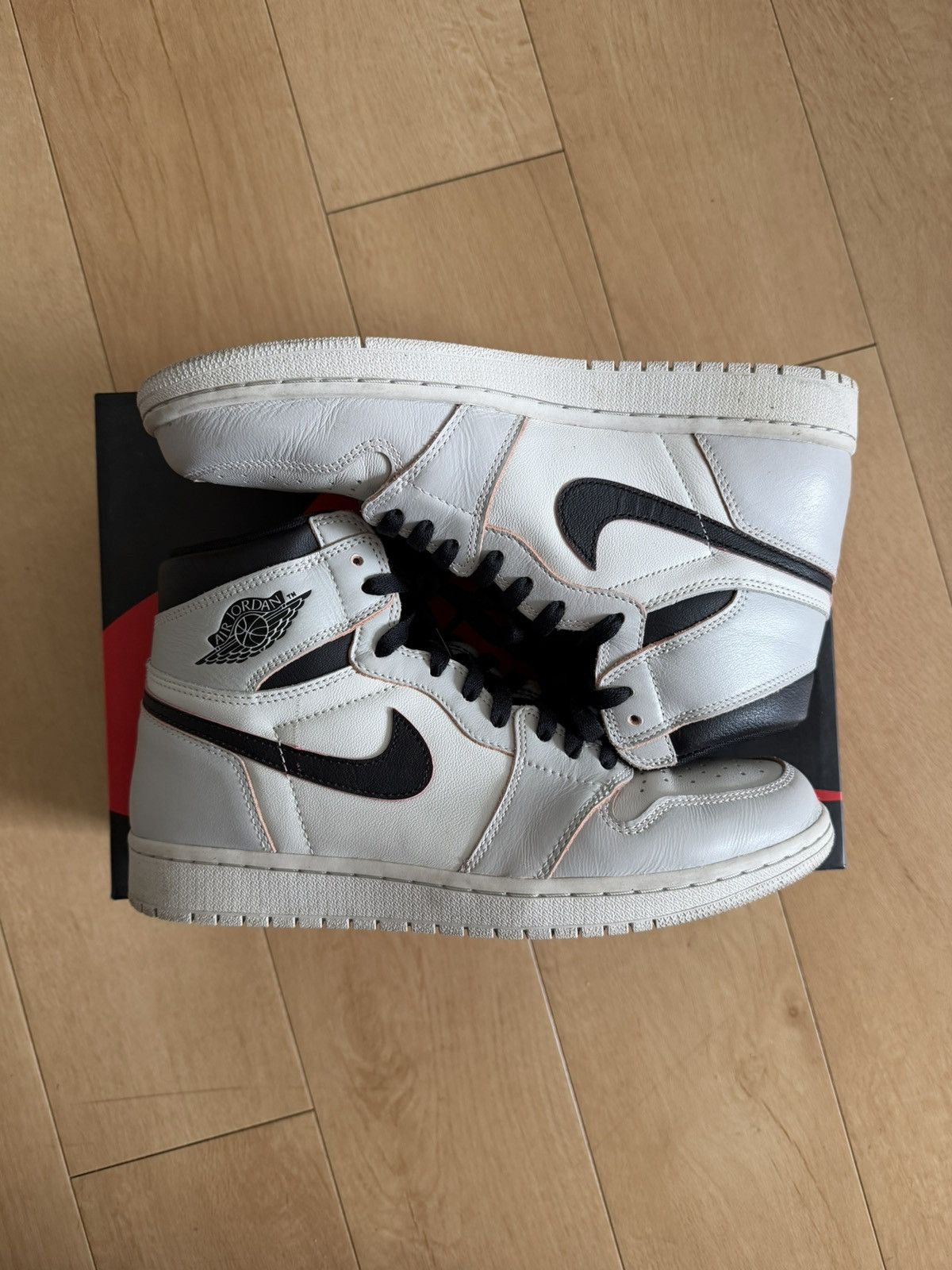Nike SB Nike SB x Air Jordan 1 High OG “NYC to Paris” Size US 10 / EU 43 - 2 Thumbnail