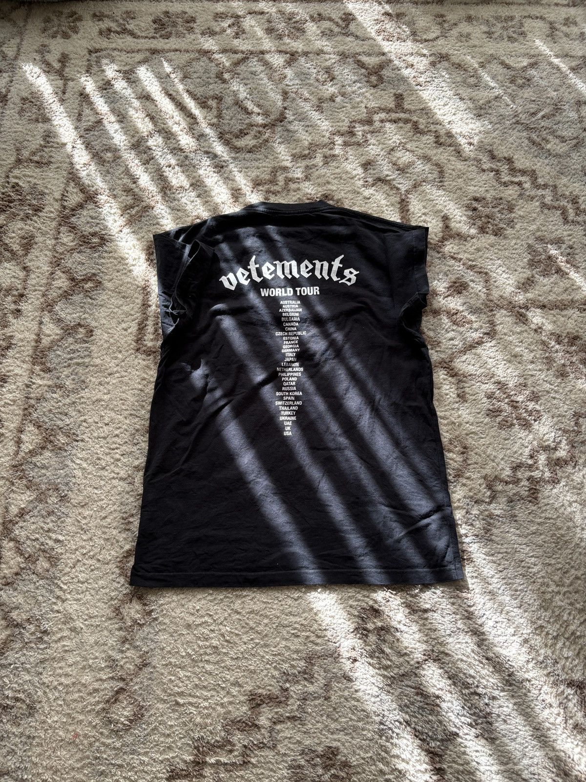VETEMENTS X MOTORHEAD WORLD TOUR - www.ice4pros.com.br