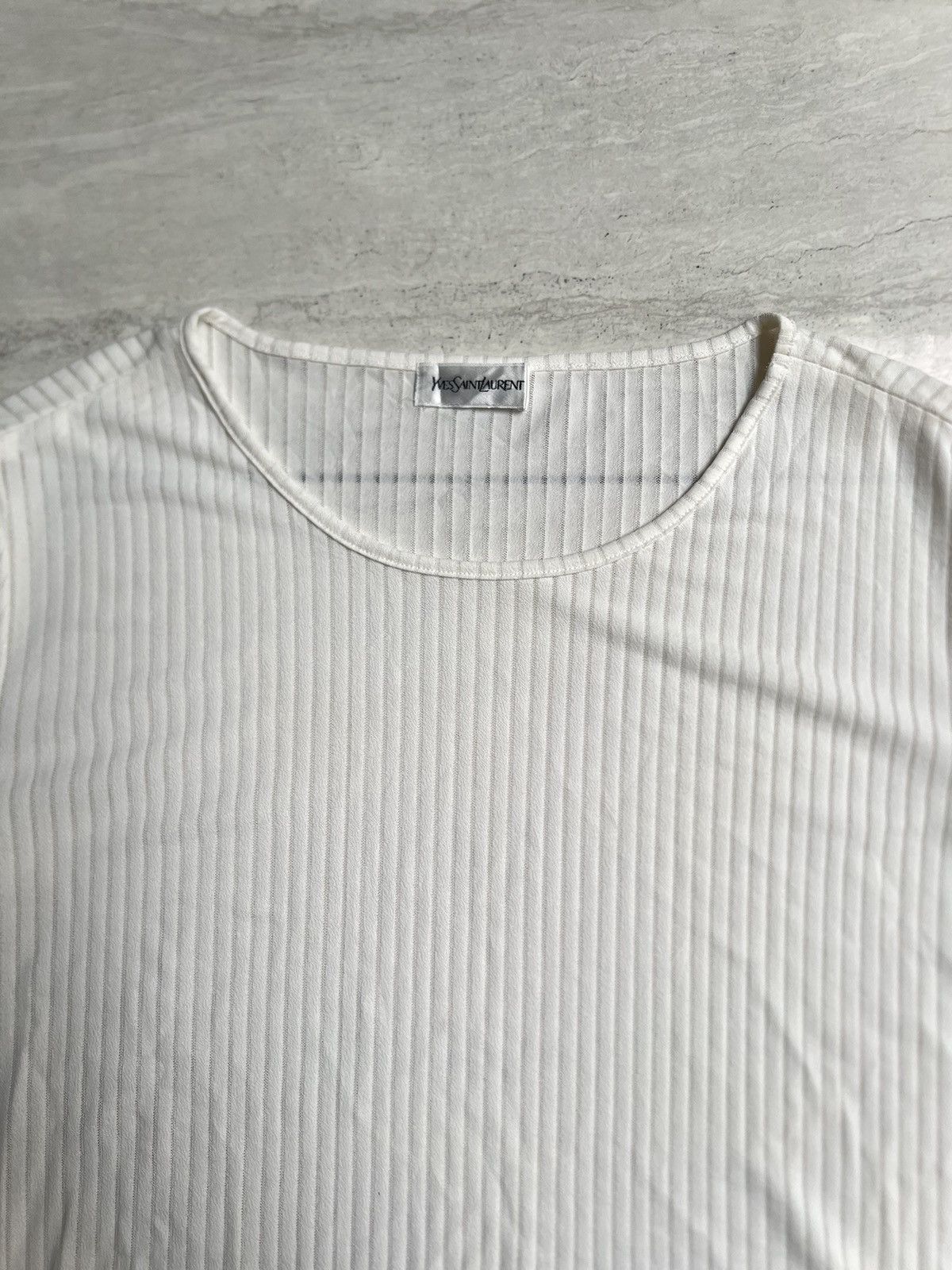 Yves Saint Laurent YSL Yves Saint Lauren White Pleats T-shirt Size US S / EU 44-46 / 1 - 4 Thumbnail