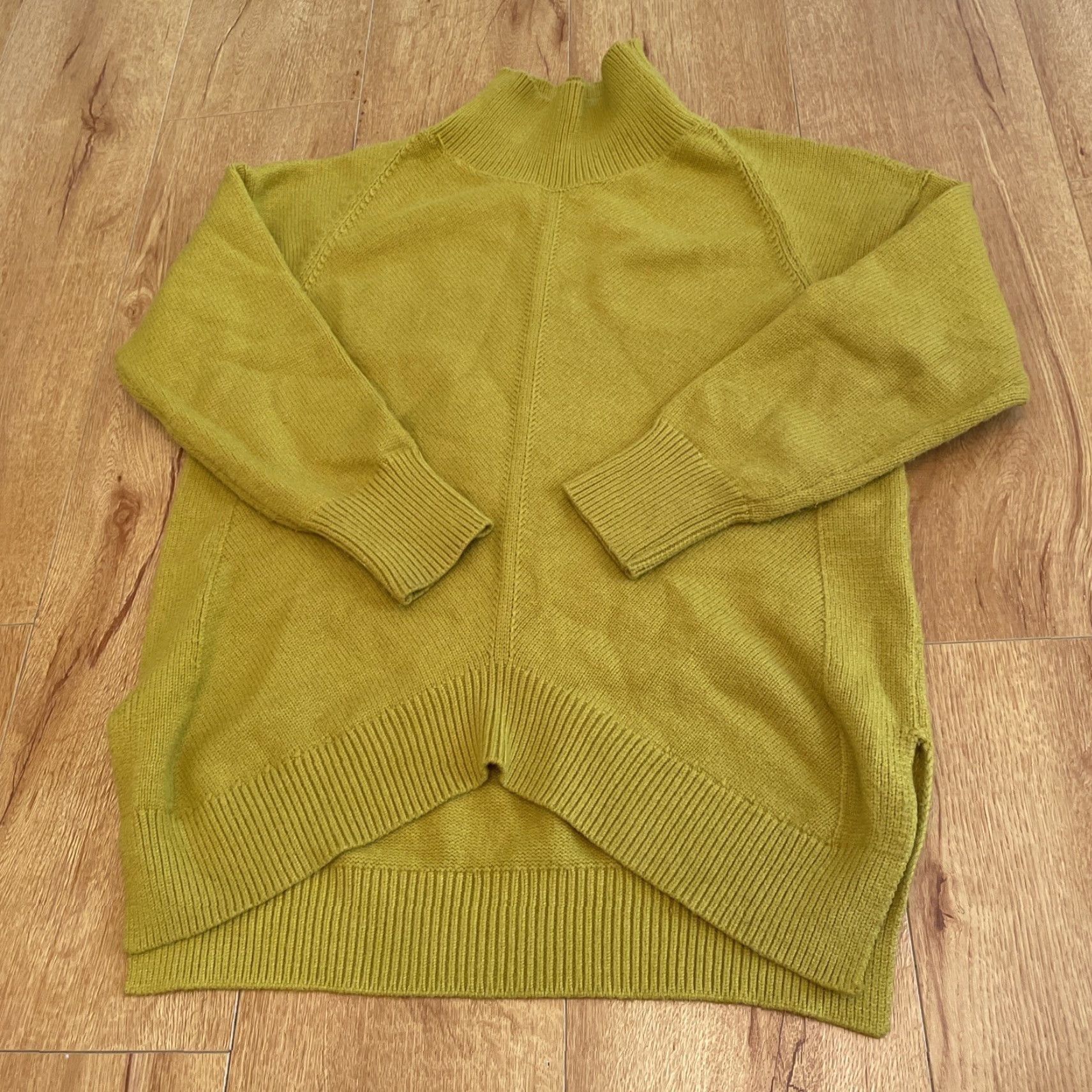 Anthropologie Maeve Anthropologie Sweater Small Turtle Neck Oversize Tunic Mustard Yellow Boho Pullover Women S Regular XS? No size mapping. Size S / US 4 / IT 40 - 2 Thumbnail