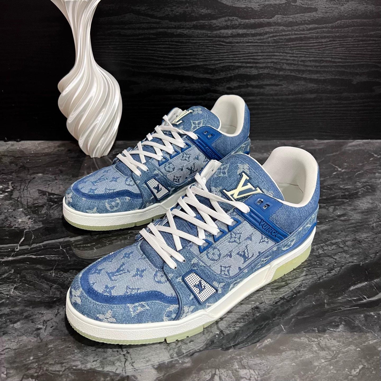 Louis Vuitton Lv Trainer blue denim 42.5 99 new 3300 Size US 9.5 / EU 42-43 - 1 Thumbnail
