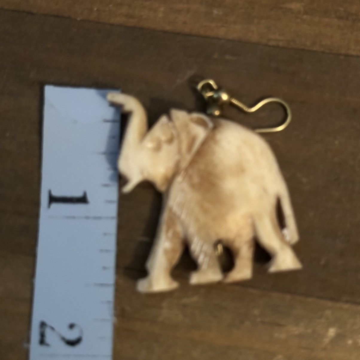 Vintage Vintage carved bone elephant dangle earrings Size ONE SIZE - 3 Thumbnail
