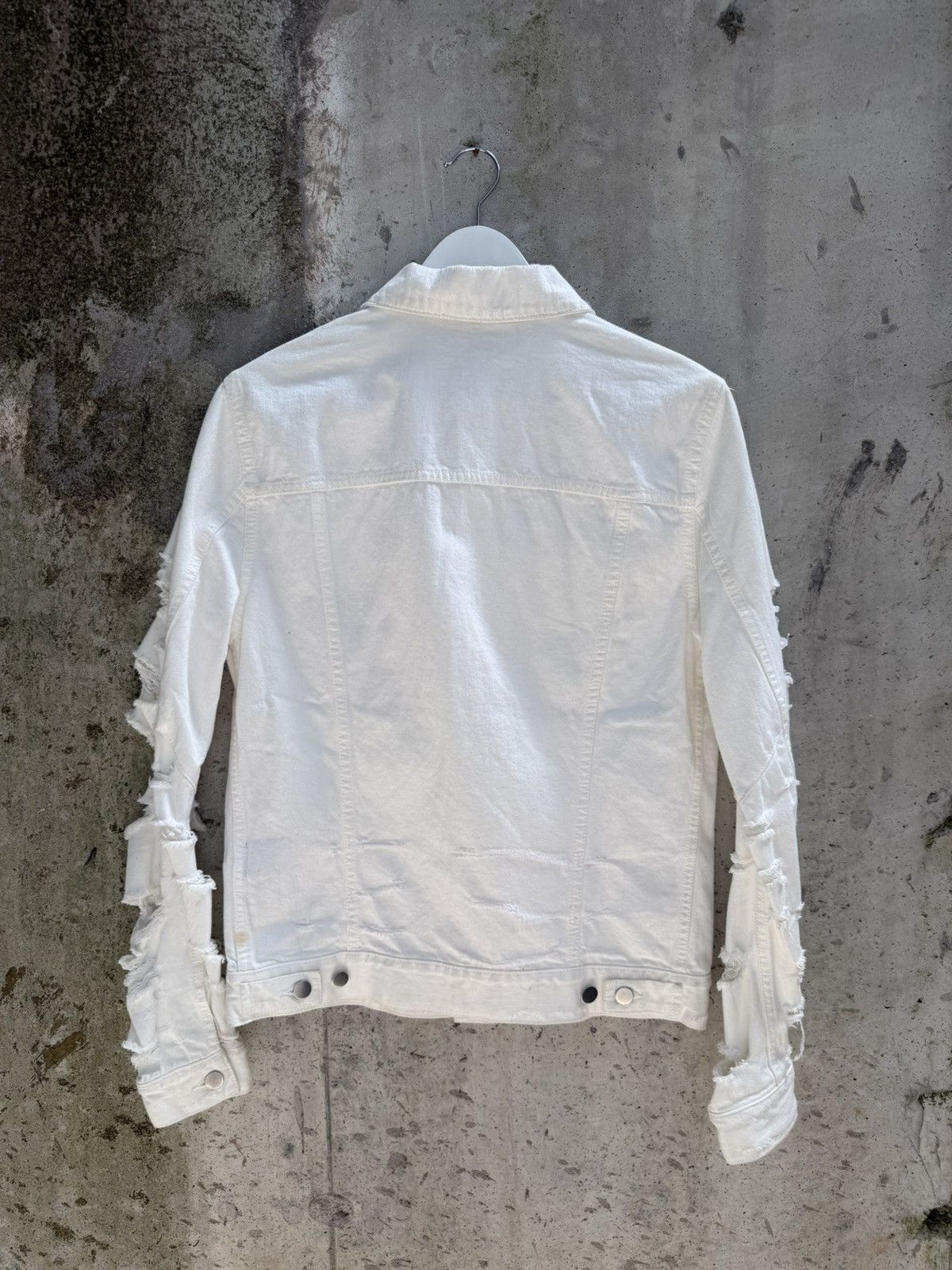 Balmain SS18 Balmain White Destroyed Denim Jacket Size US XS / EU 42 / 0 - 2 Thumbnail