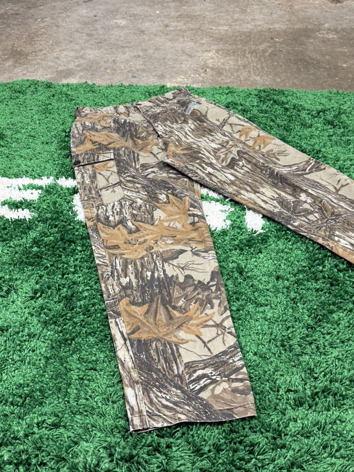 Realtree Vintage Realtree Camo Pants 90s Sz. 28 x 31 Size US 28 / EU 44 - 2 Thumbnail