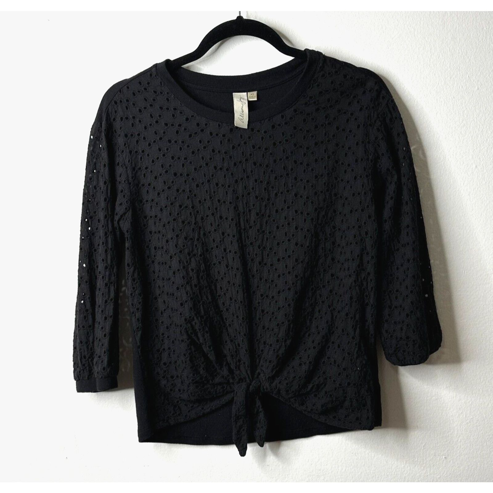 Other Allison Joy Black Eyelet Front Tie 3/4 Sleeve Blouse XS Size XS / US 0-2 / IT 36-38 - 2 Thumbnail