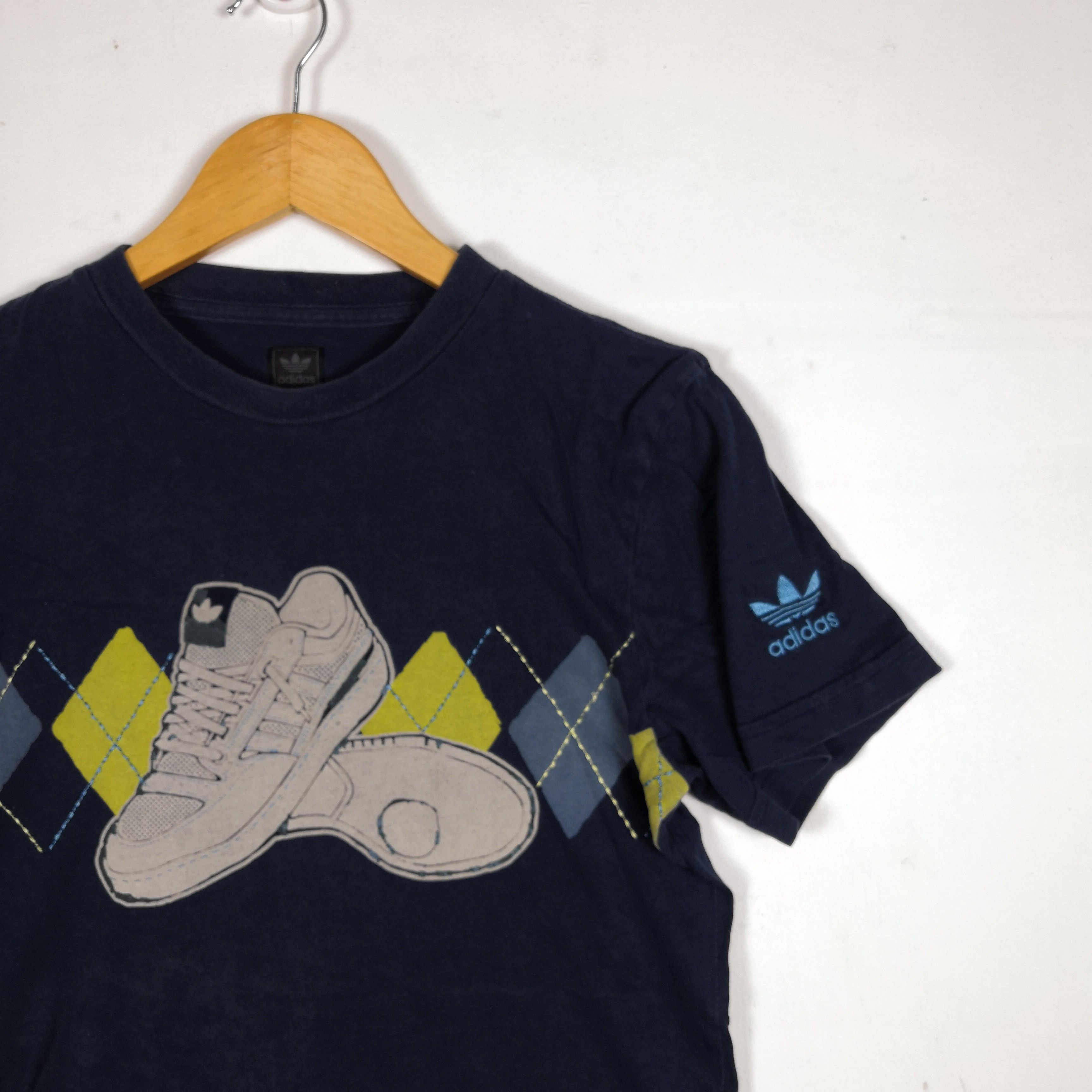 Japanese Brand Adidas T-Shirt Adidas Trefoil Shoes Crewneck Tee Size S / US 4 / IT 40 - 3 Thumbnail