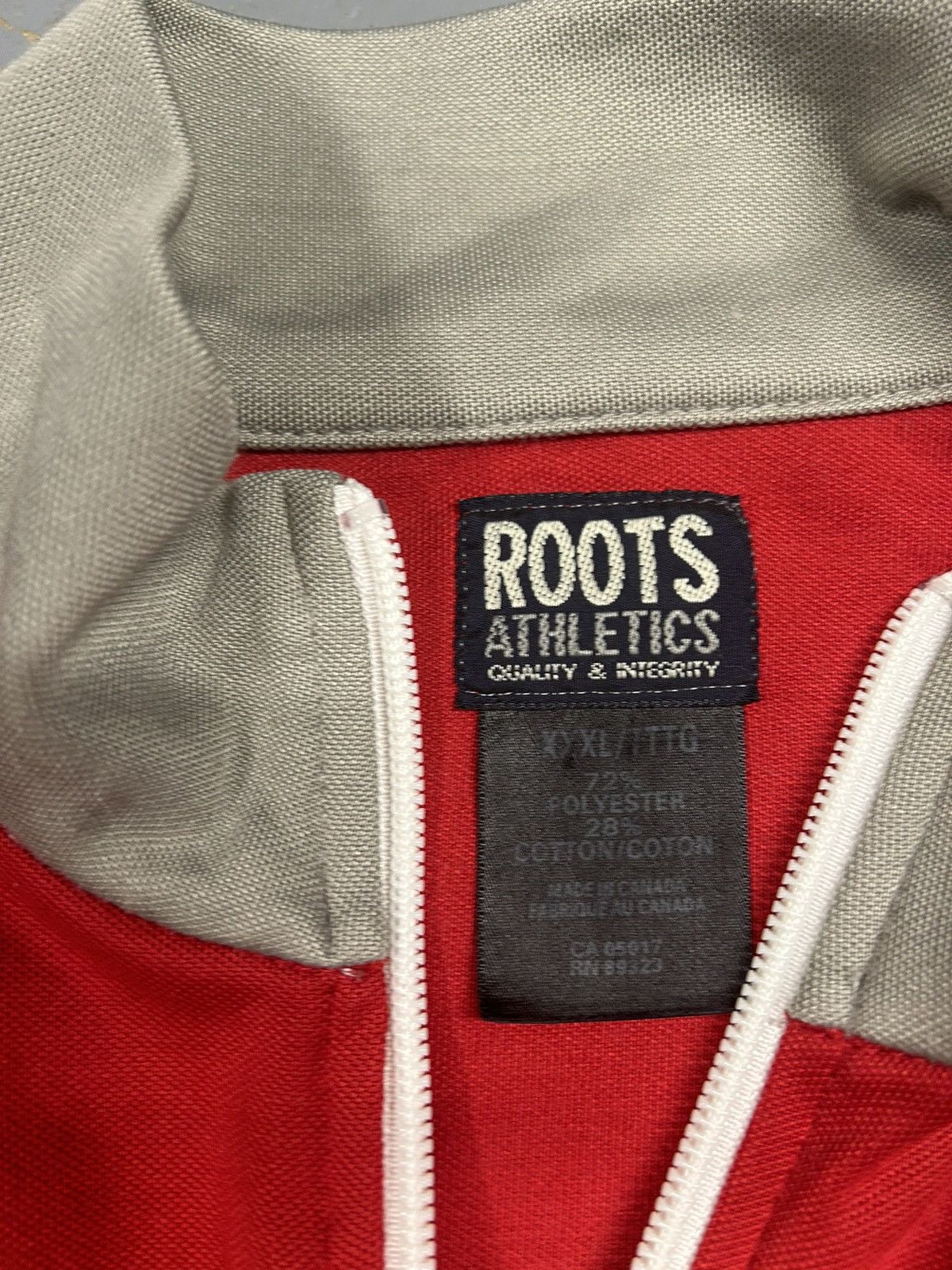 Vintage Crazy Vintage Y2K Canada Paraympics Roots Sweatshirt Zip Up Size US XL / EU 56 / 4 - 3 Thumbnail
