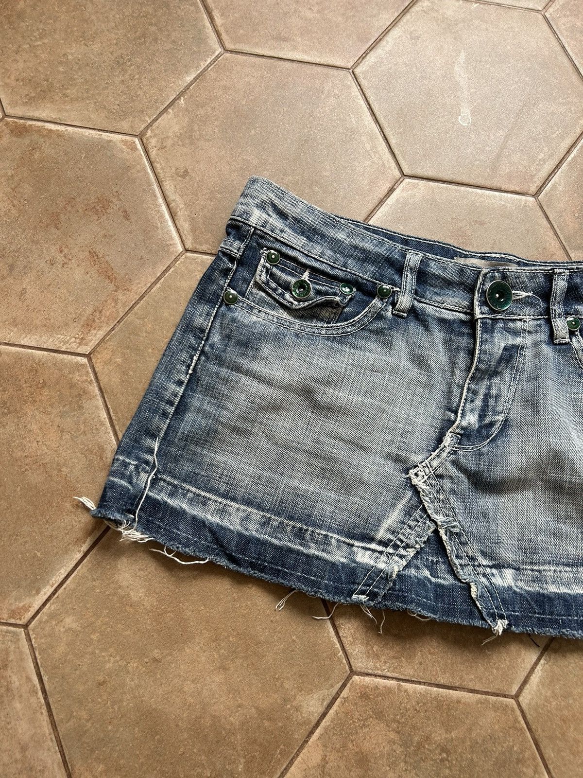 If Six Was Nine × Japanese Brand Denim jeans Mini Skirt Size 28" / US 6 / IT 42 - 2 Thumbnail