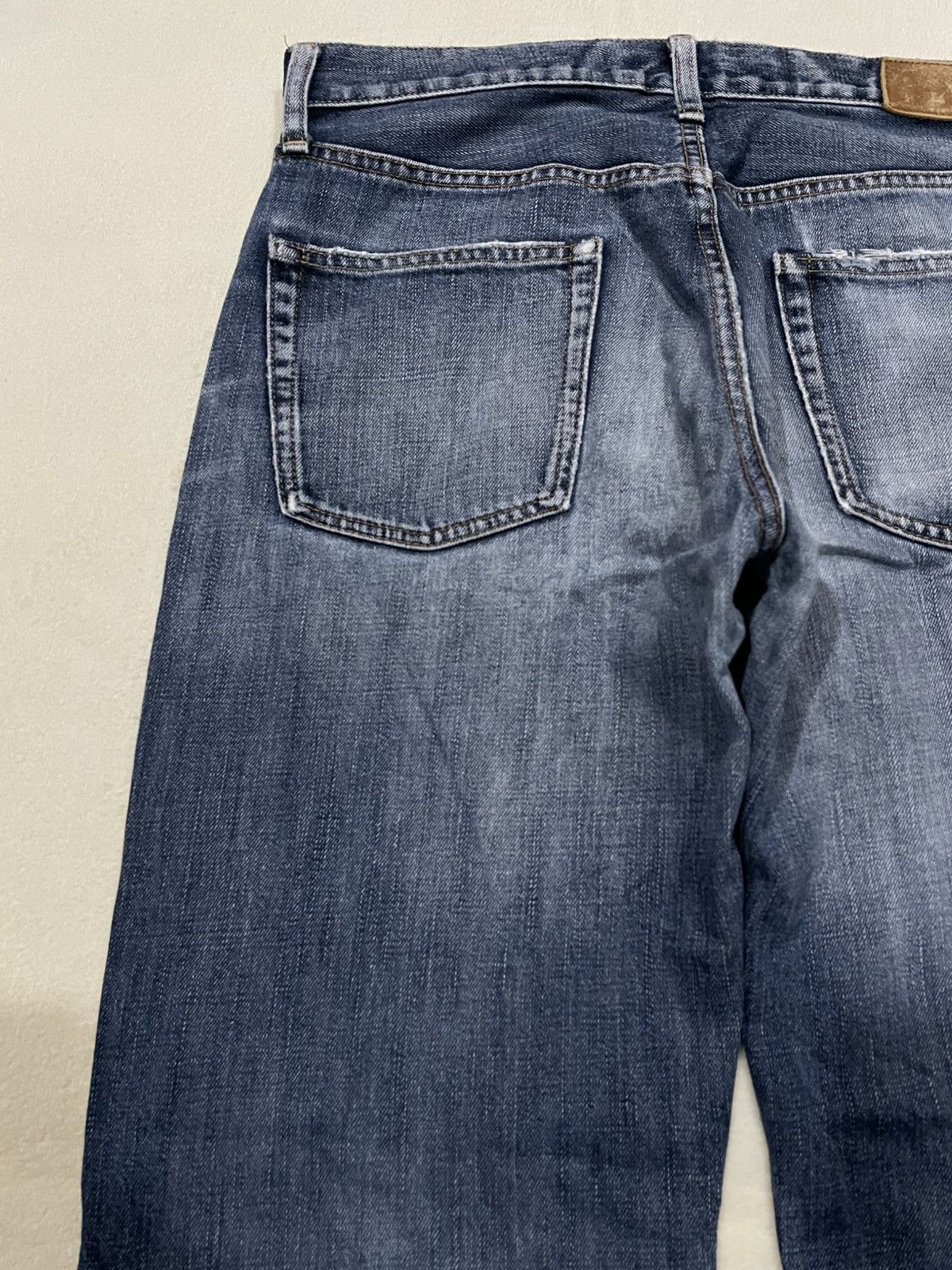 Uniqlo Vintage Uniqlo Straight Cut Distress Ripped Faded Denim Jean Size US 32 / EU 48 - 15 Thumbnail