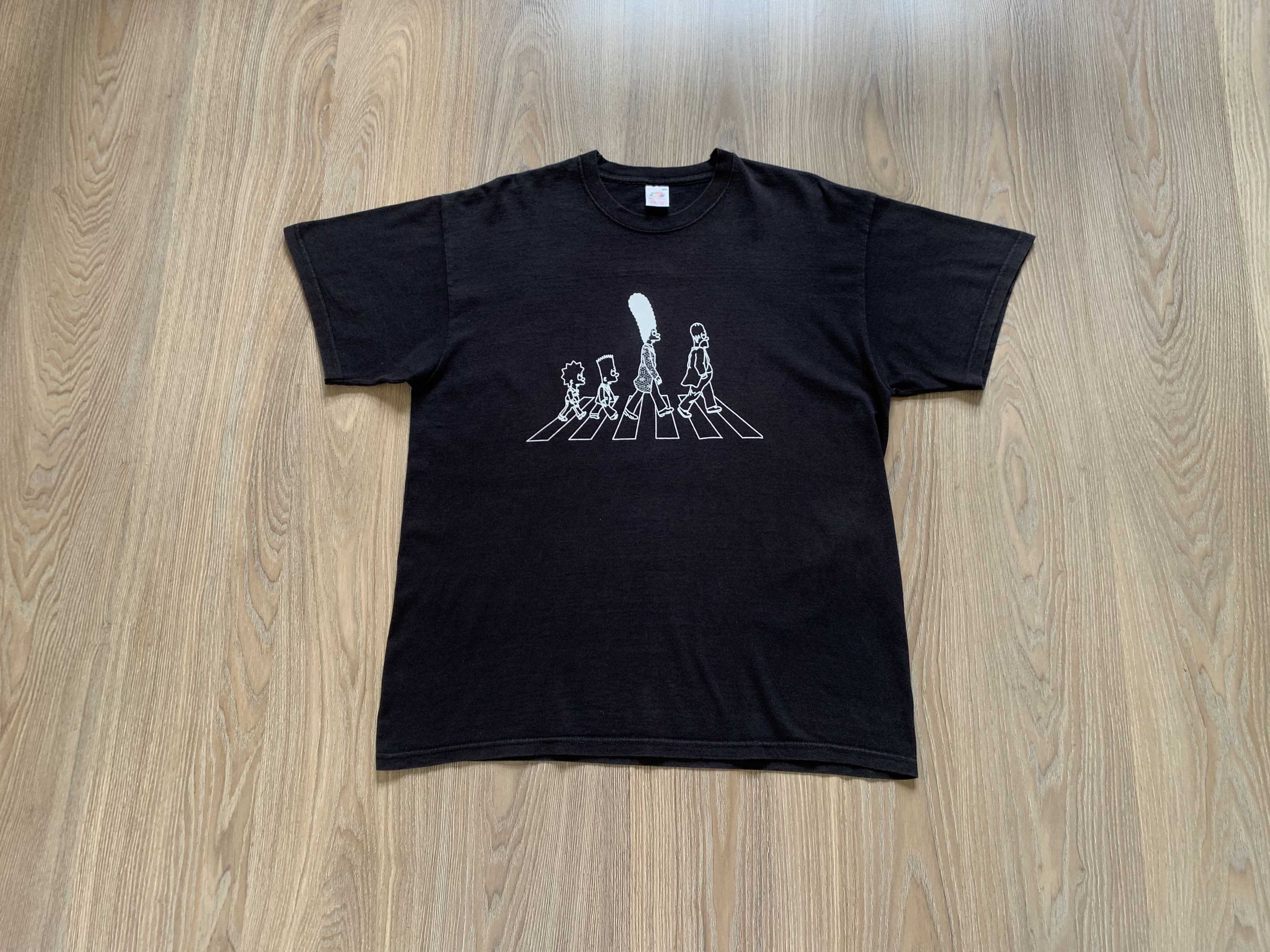 Fruit Of The Loom Rare The Simpsons x The Beatles Abbey Road Vintage T Shirt Size US XL / EU 56 / 4 - 8 Thumbnail