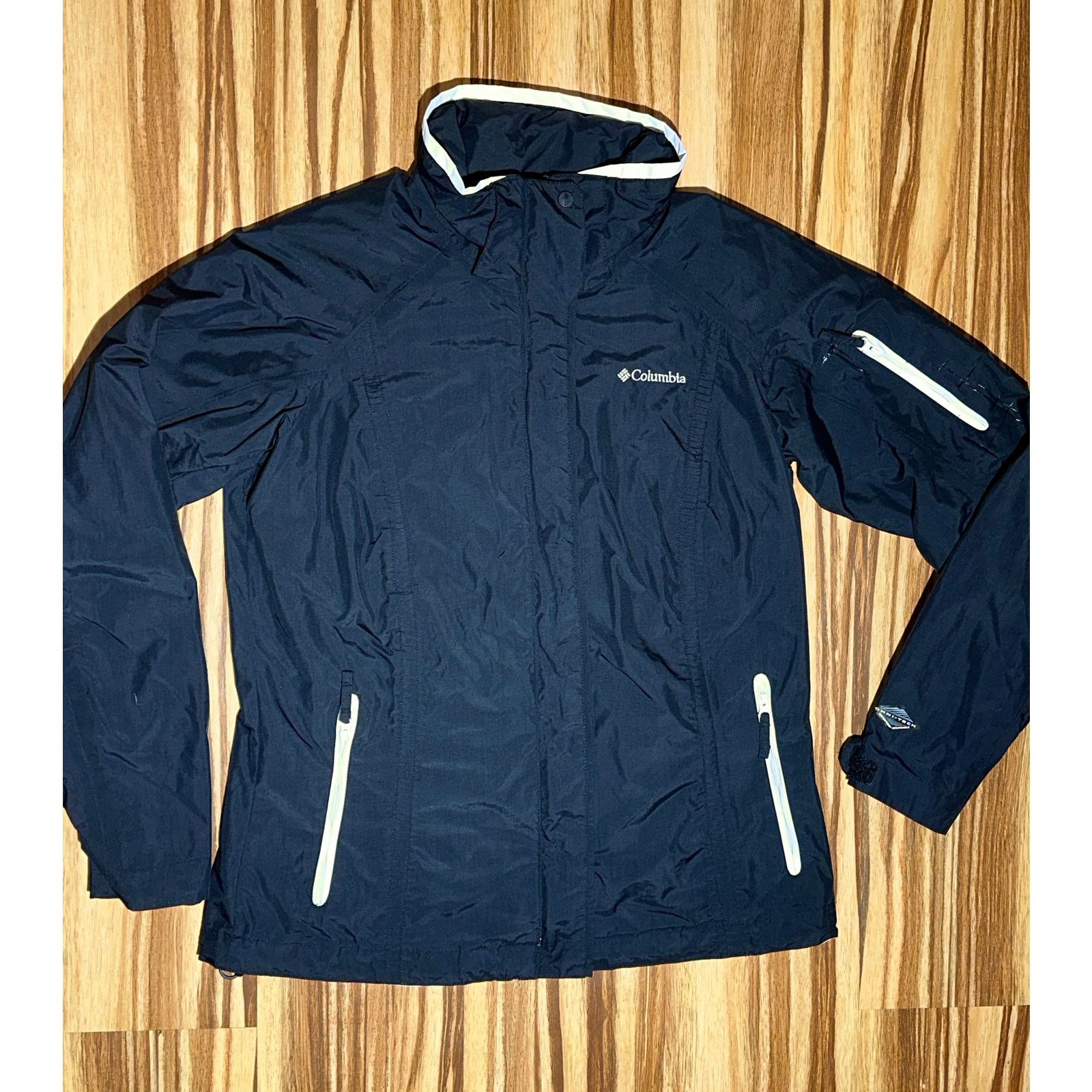 Columbia Columbia Black Interchange Windbreaker Omni tech size Med Size M / US 6-8 / IT 42-44 - 2 Thumbnail