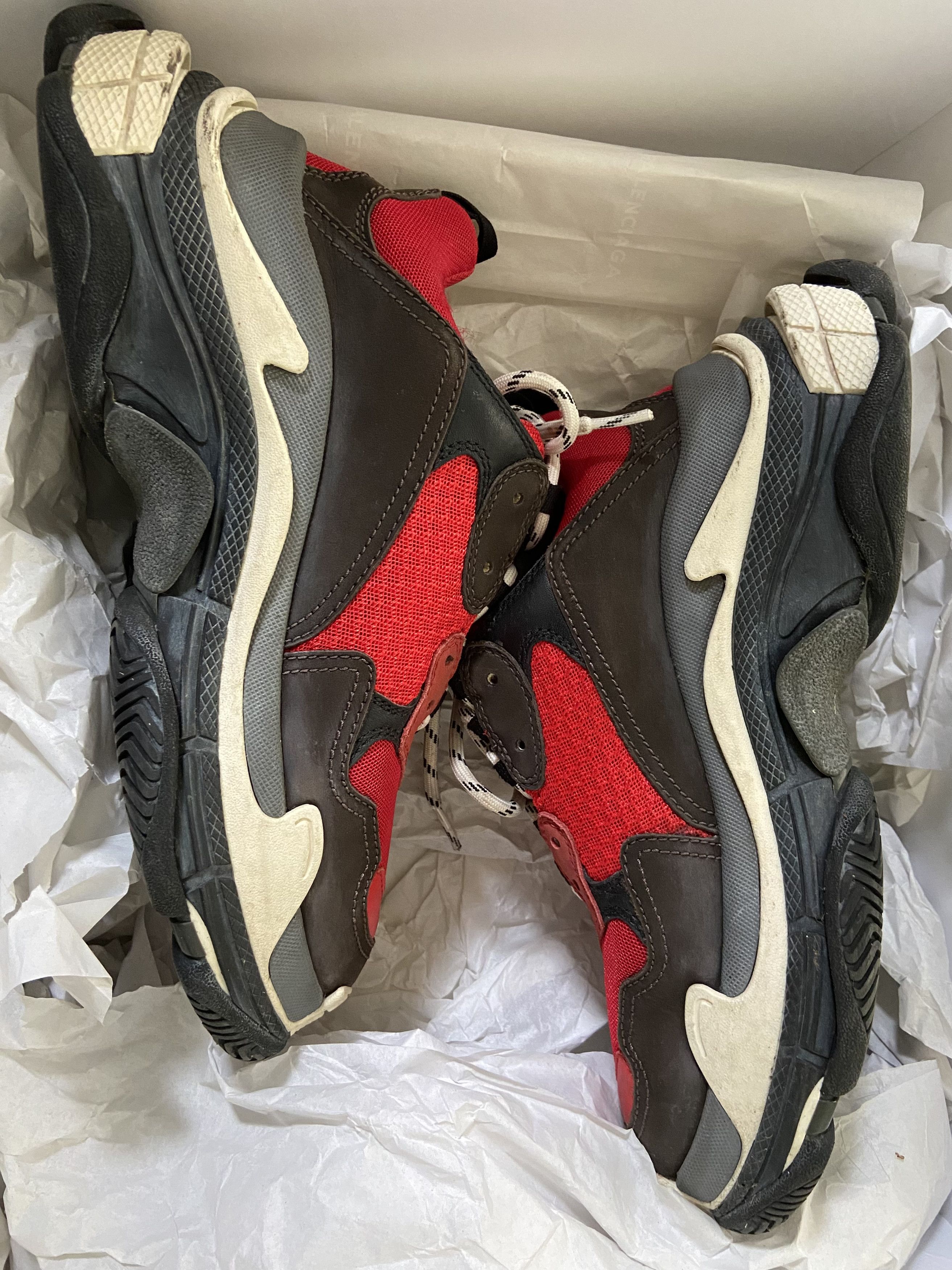 Balenciaga Balenciaga Triple S Sneaker Red Black OG version size 40 Size US 7 / EU 40 - 4 Thumbnail