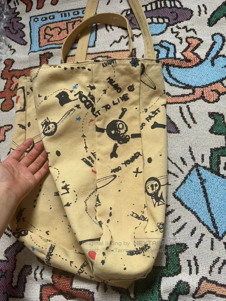 Vivienne Westwood Vivienne Westwood size os Graffiti Style Canvas Tote Bag Size ONE SIZE - 3 Thumbnail