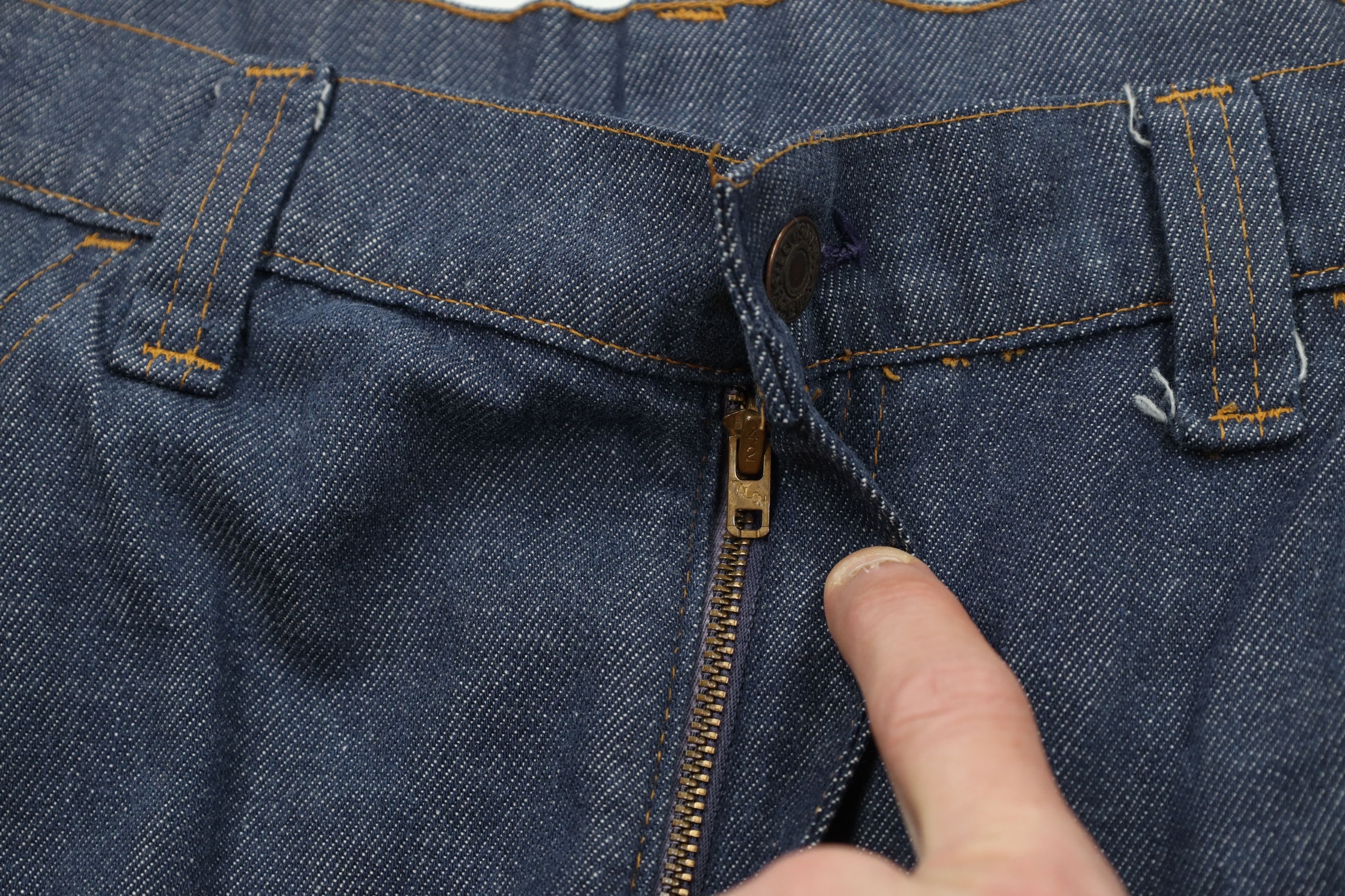 Levi's Vintage 70s Levis Orange Tab Big E Bell Bottoms Jeans USA Size US 38 / EU 54 - 7 Thumbnail