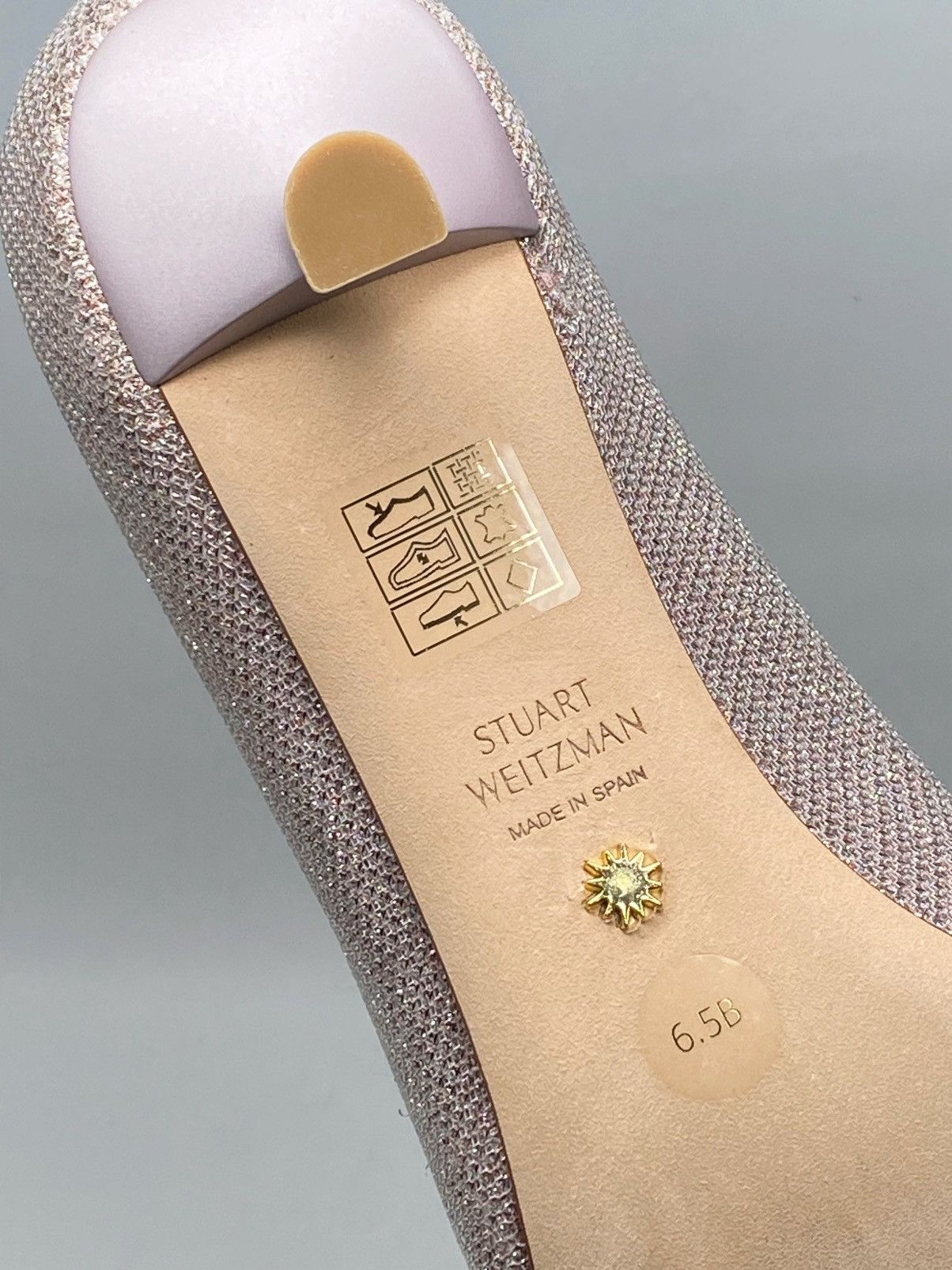 Stuart Weitzman Stuart Weitzman Metallic Kitten-Heel Pumps size 6.5 Size US 6.5 / IT 36.5 - 9 Thumbnail