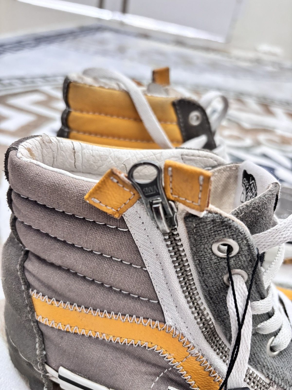 Vans Vans Cut n Paste Hi Top Sneakers Size US 8 / EU 41 - 9 Thumbnail