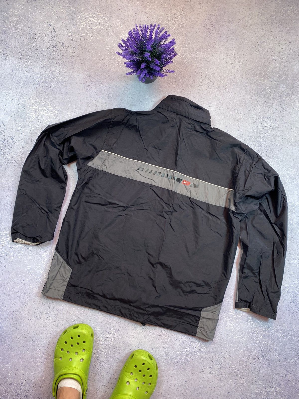 Nike × Vintage Vintage Nike Windbreaker Size Large Mini Logo Size US L / EU 52-54 / 3 - 4 Thumbnail
