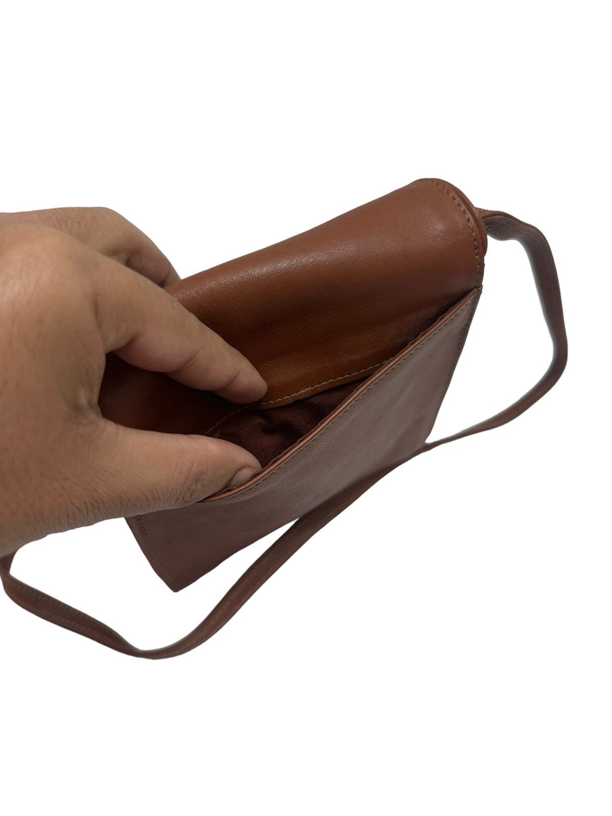 Issey Miyake 🇯🇵 Vintage Issey Miyake Leather Sling Bag Size ONE SIZE - 5 Thumbnail