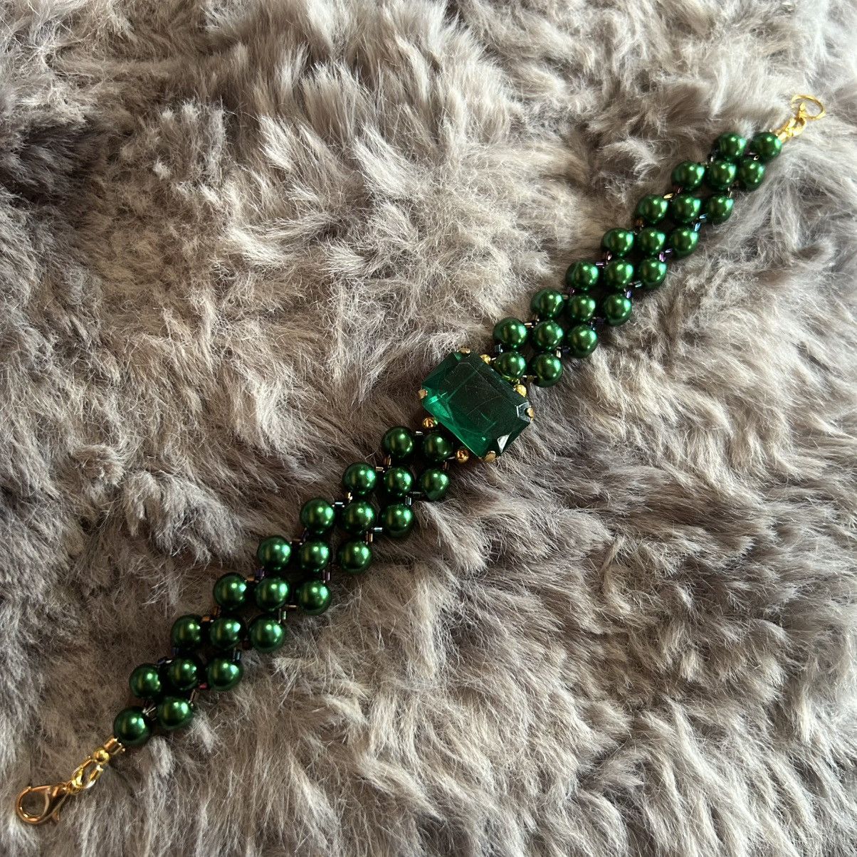 Handmade Handcrafted emerald green Czech glass pearl rainbow bracelet Size ONE SIZE - 5 Thumbnail
