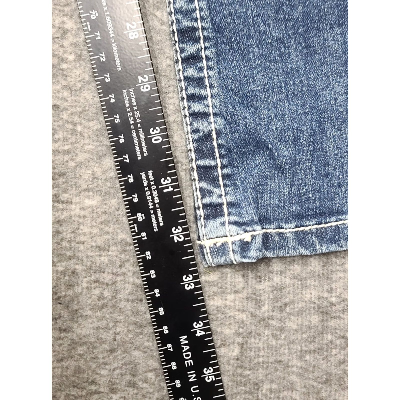 Miss Me Miss Me Jeans Relaxed Bootcut 26x33 Denim Blue Heavy Stitch 5-Pocket Embroidered Rhinestone Womens Jeans Size 26" / US 2 / IT 38 - 6 Thumbnail