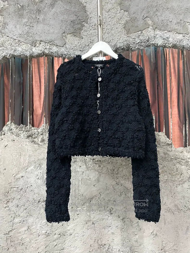 Chanel Chanel 25p knitted cardigan jacket Size XS / US 0-2 / IT 36-38 - 1 Thumbnail