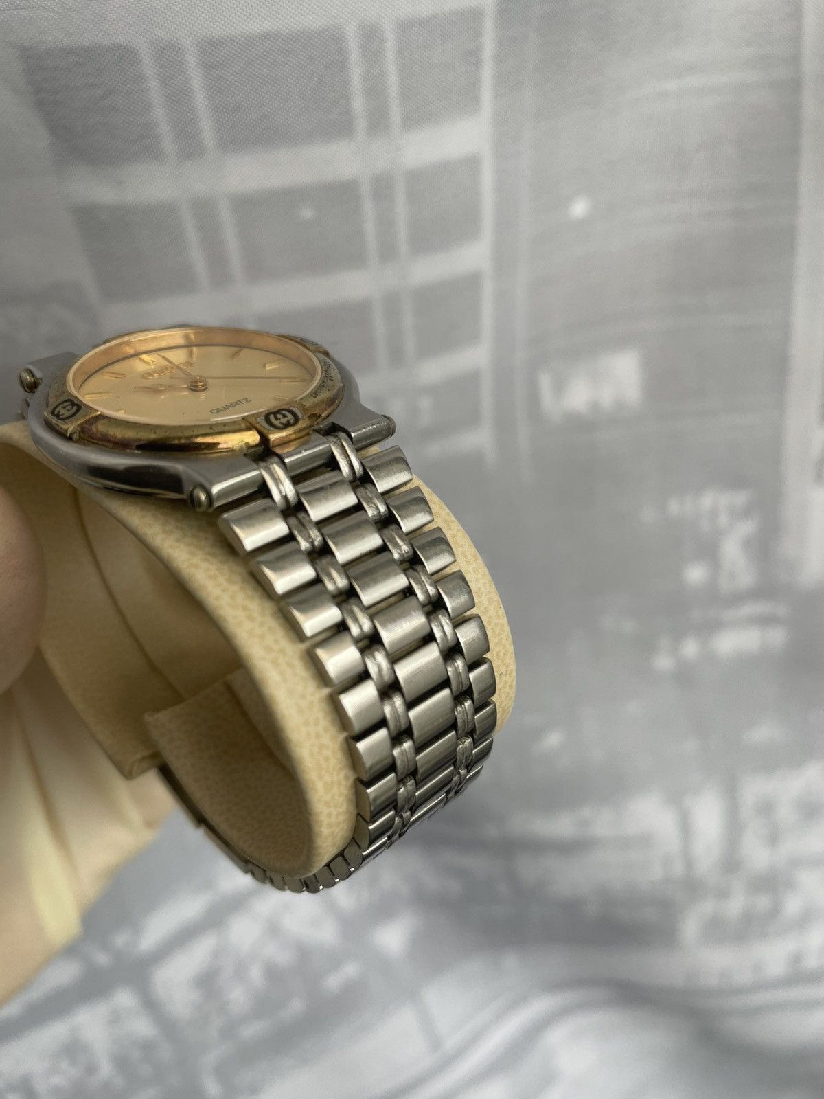 Gucci Gucci Watch 9000M Size ONE SIZE - 14 Thumbnail