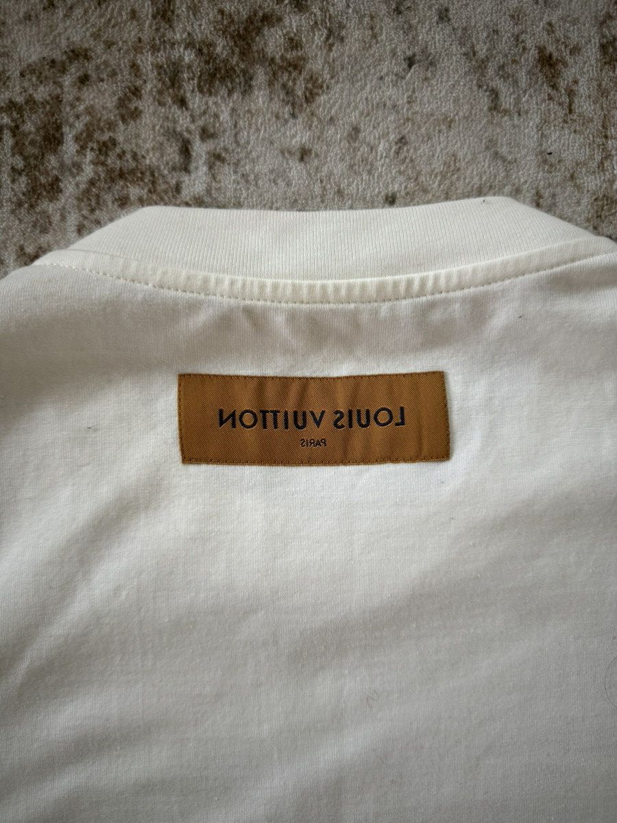 Louis Vuitton Louis Vuitton Signature Logo T Shirt Size US M / EU 48-50 / 2 - 5 Thumbnail