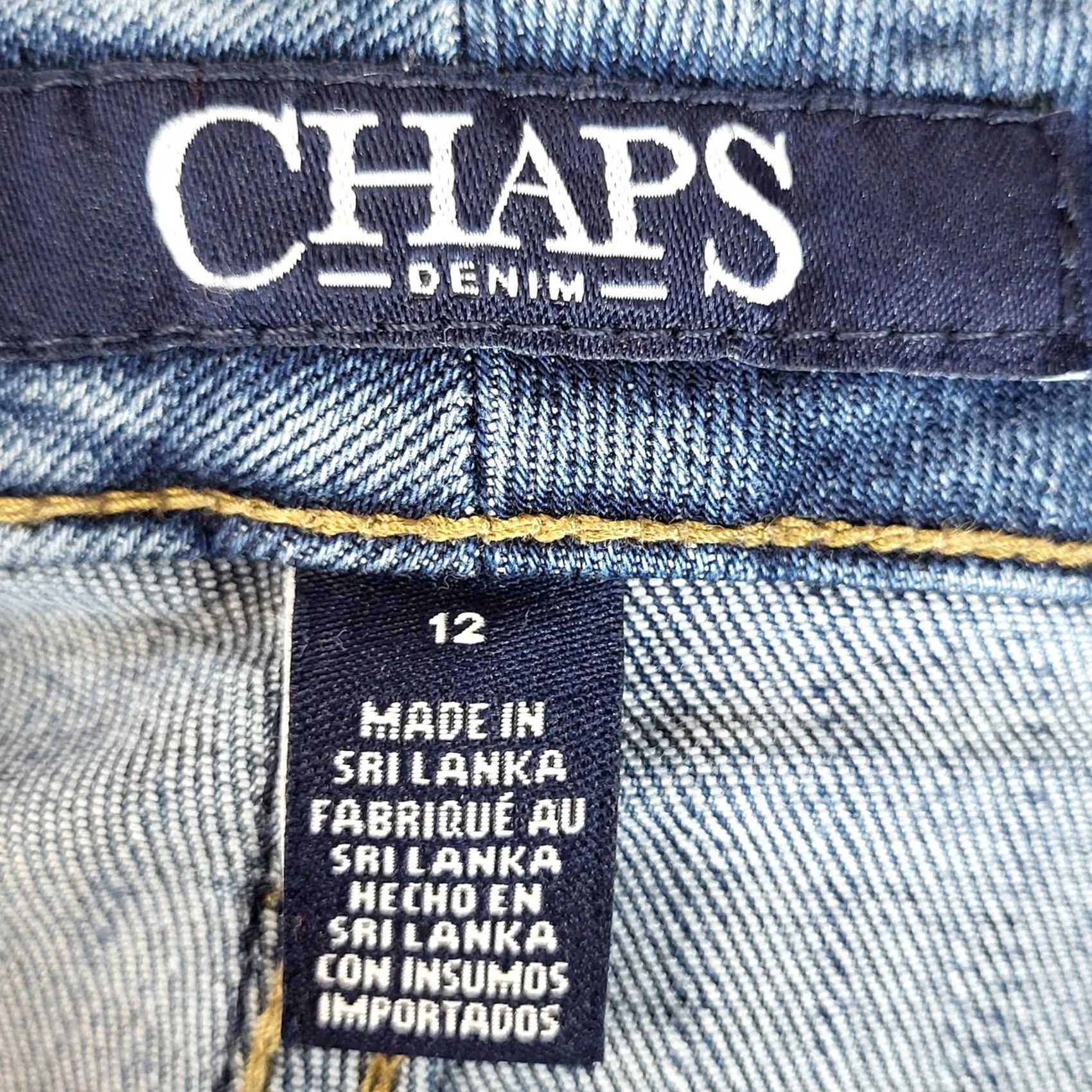Chaps Chaps Denim Shorts Women 12 Bermuda Stretch Pockets Blue Star Print Medium Wash Casual Size 34" / US 12 / IT 48 - 4 Thumbnail