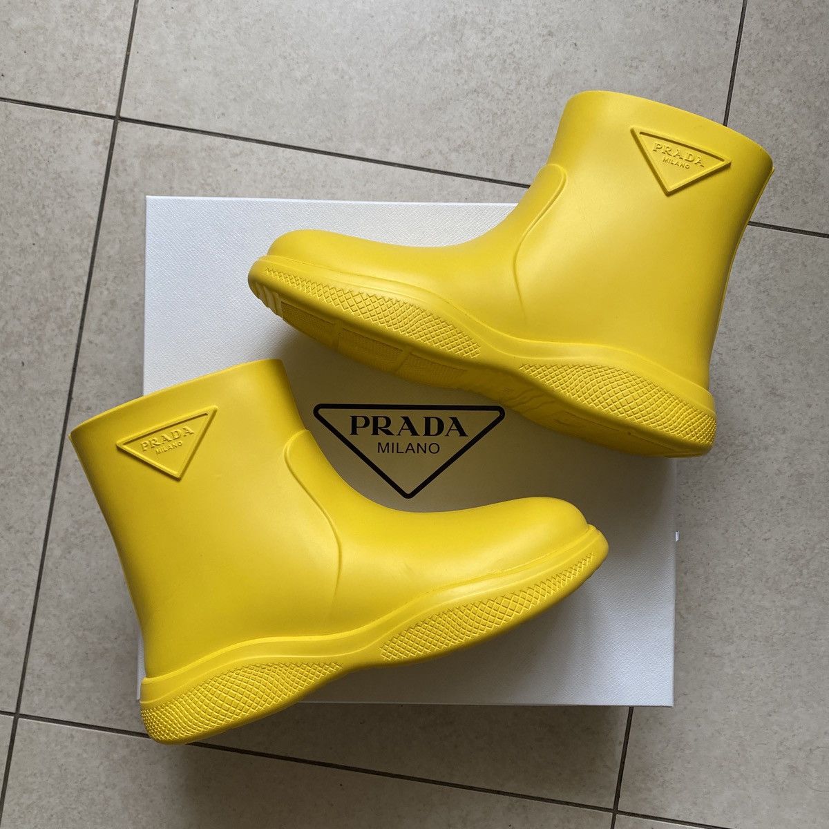 Prada Prada Triangle Logo Rubber Rain Boots Size US 7 / IT 37 - 1 Thumbnail
