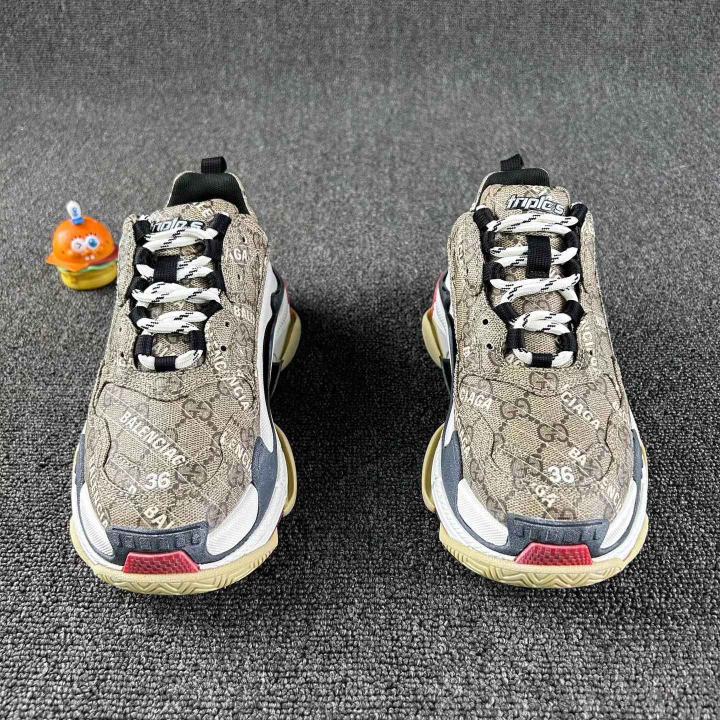 Balenciaga Style: Balenciaga Triples all-over print Size US 5.5 / IT 35.5 - 1 Thumbnail
