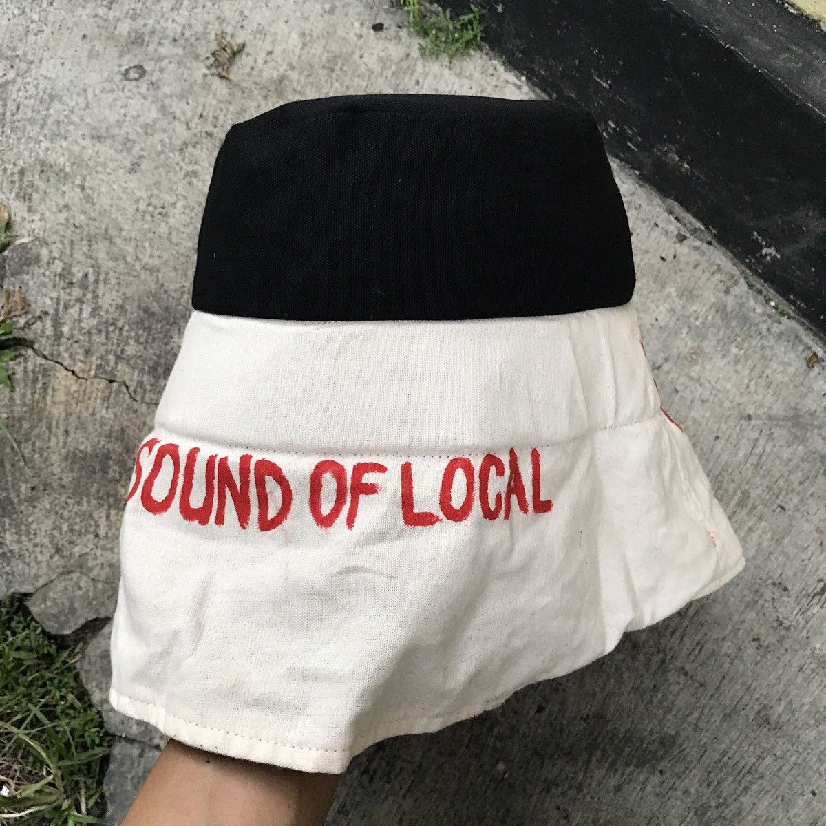 Solid & Striped Indonesia map art. Reversible buckets hat Size ONE SIZE - 4 Thumbnail